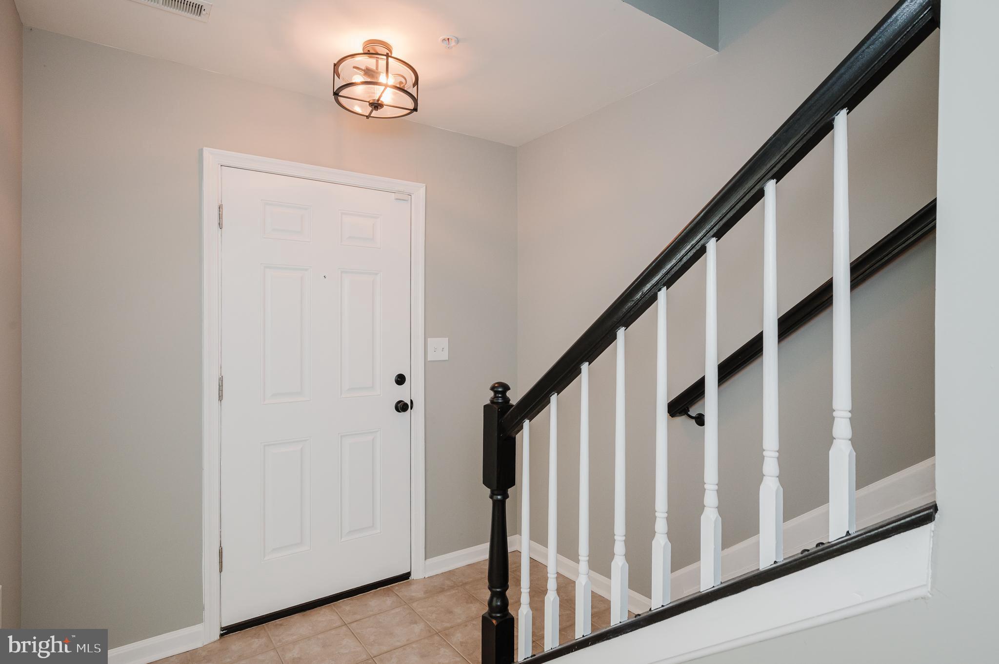 HIGH VIEW AT HUNT VALLEY - Residential Lease