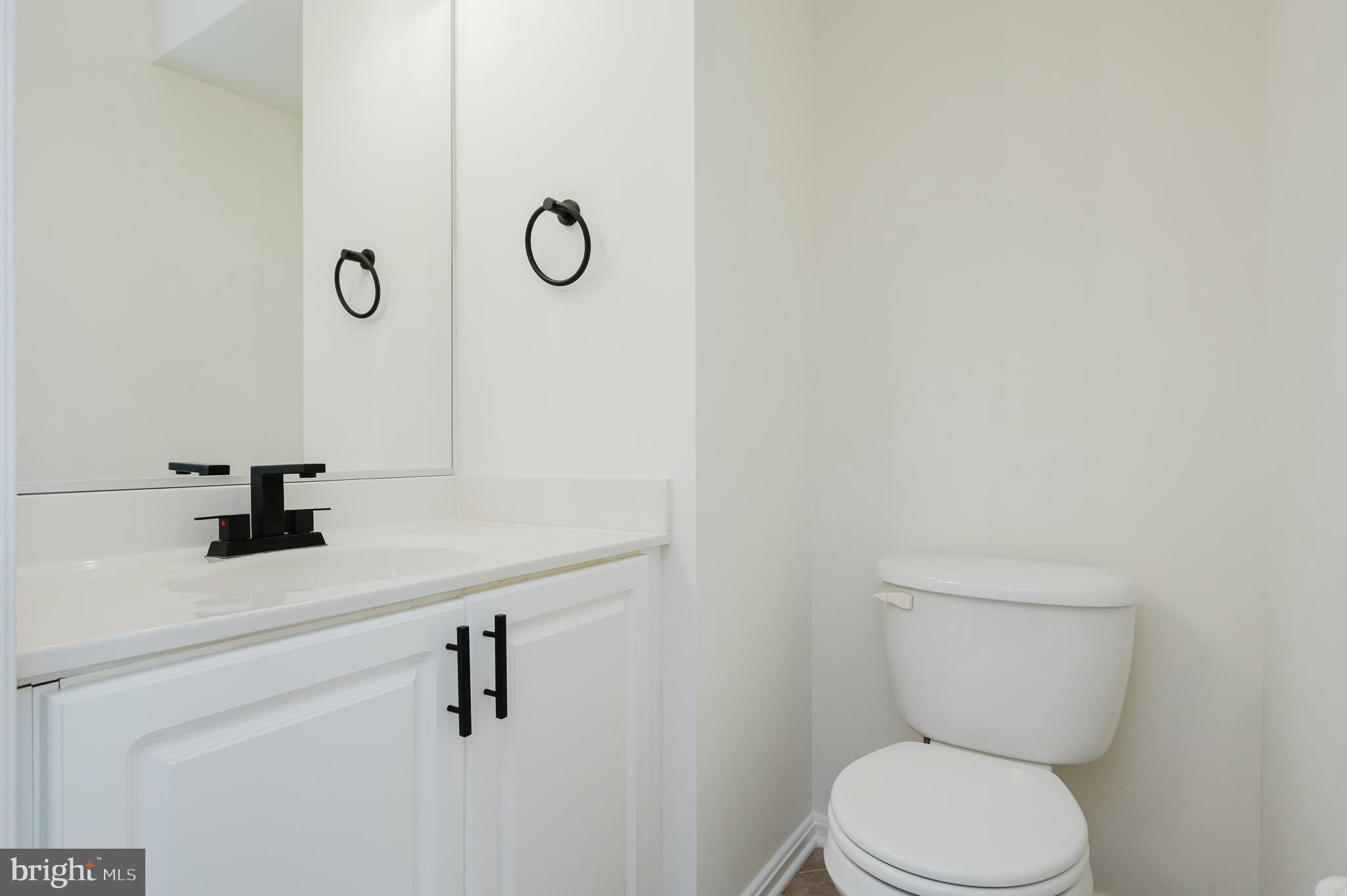 HIGH VIEW AT HUNT VALLEY - Residential Lease