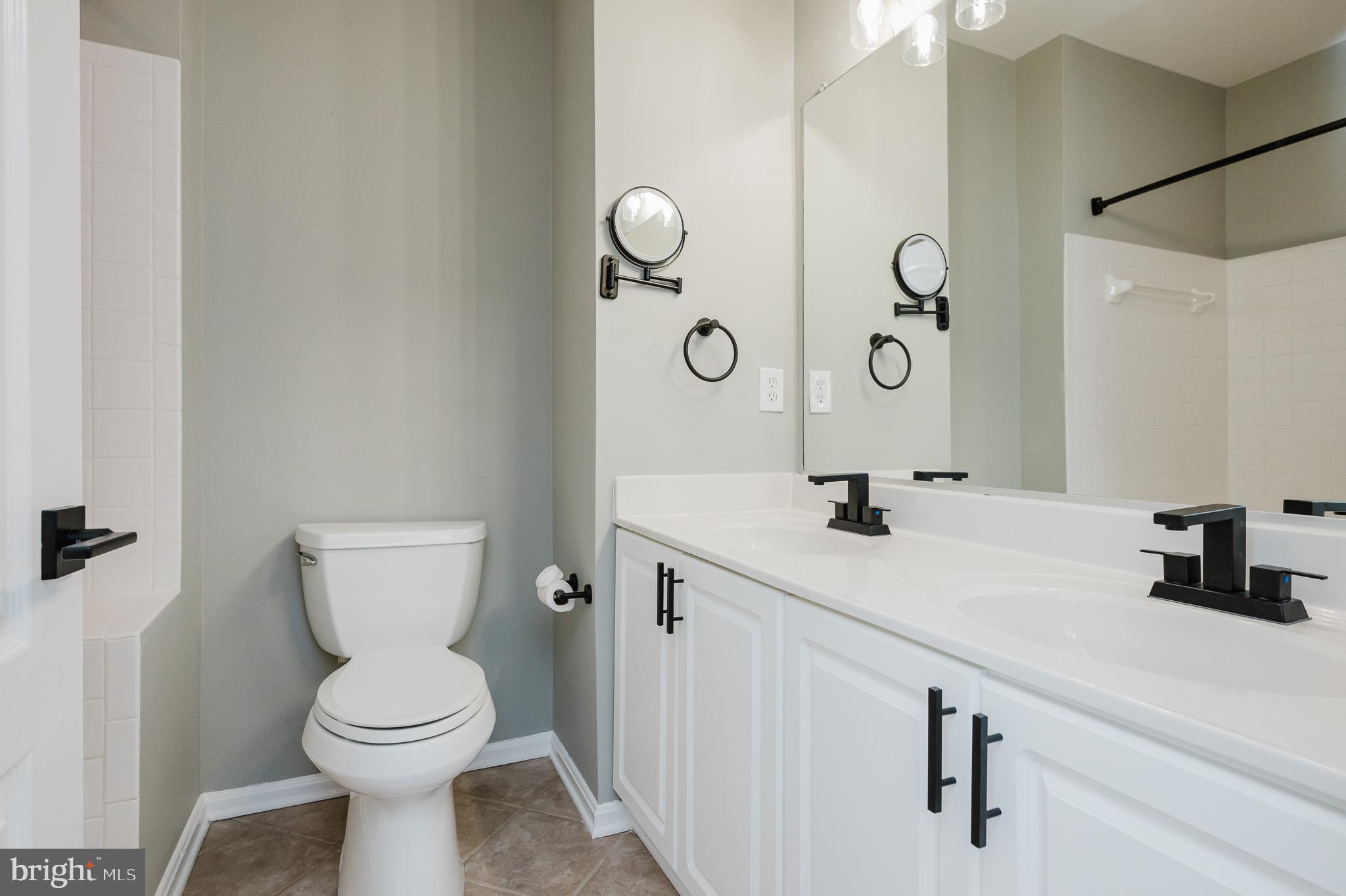 HIGH VIEW AT HUNT VALLEY - Residential Lease