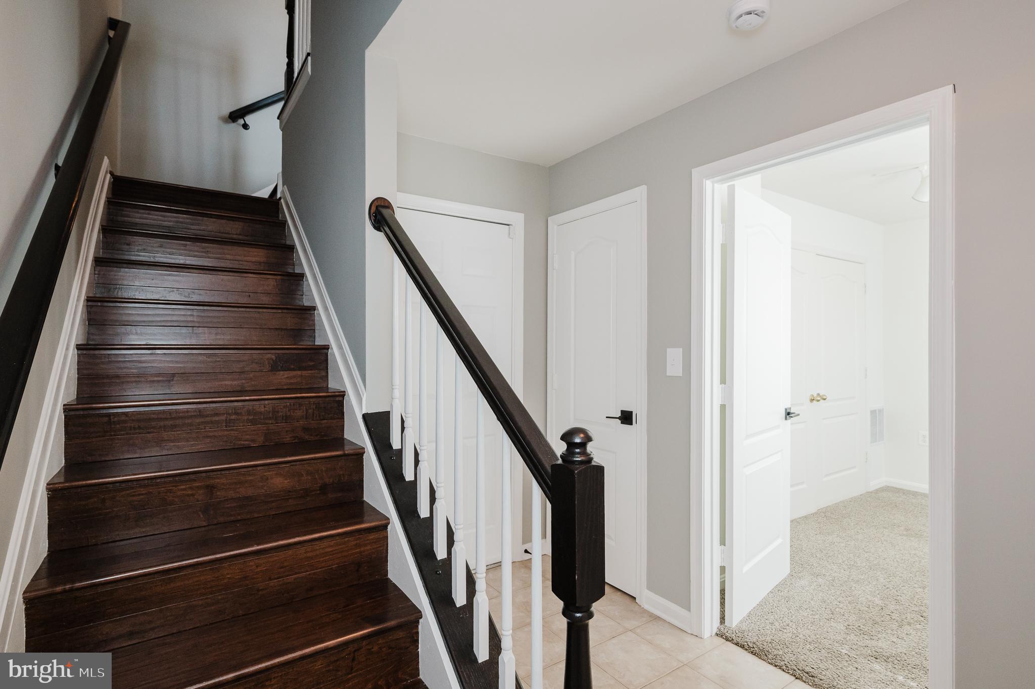 HIGH VIEW AT HUNT VALLEY - Residential Lease