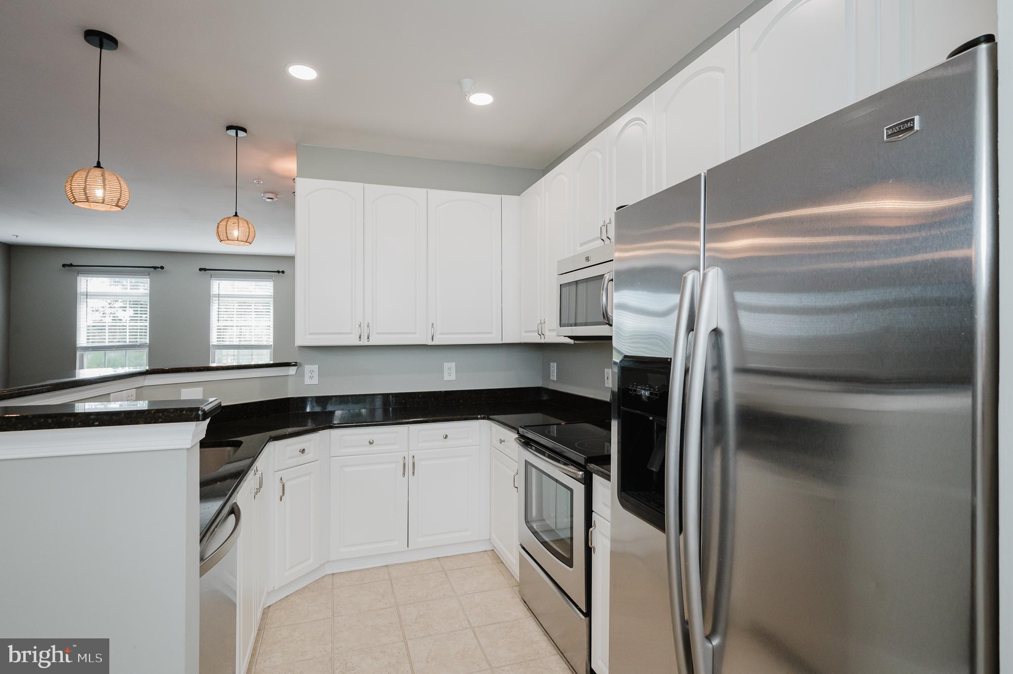 HIGH VIEW AT HUNT VALLEY - Residential Lease