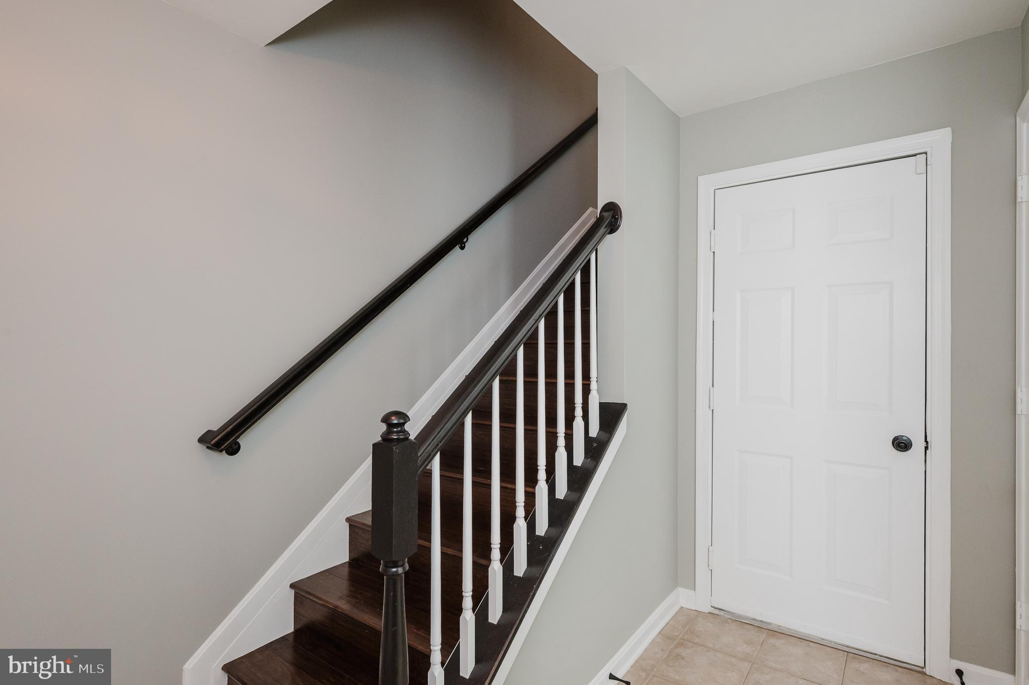 HIGH VIEW AT HUNT VALLEY - Residential Lease