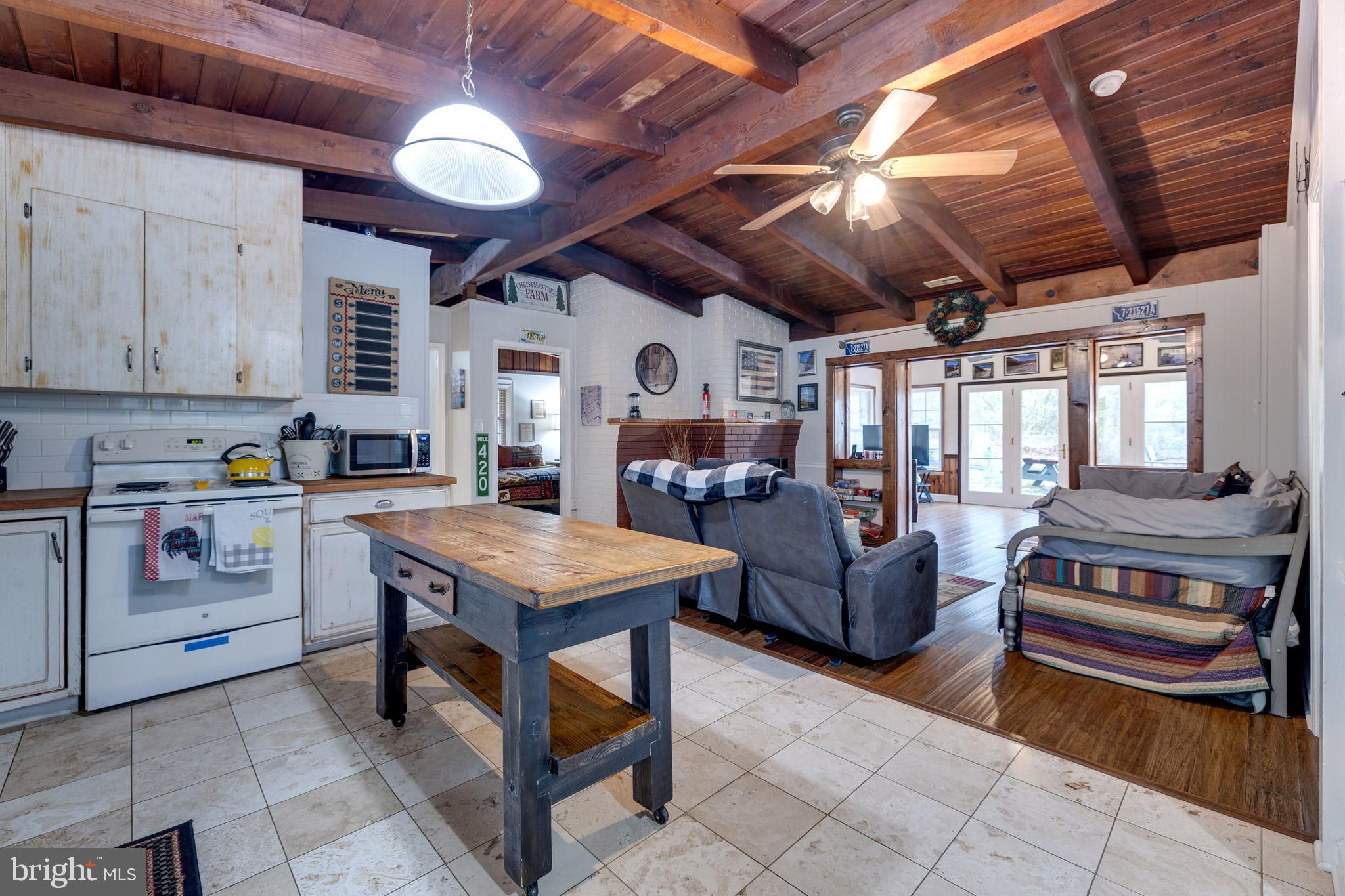 PAGE VALLEY ESTATES - Residential