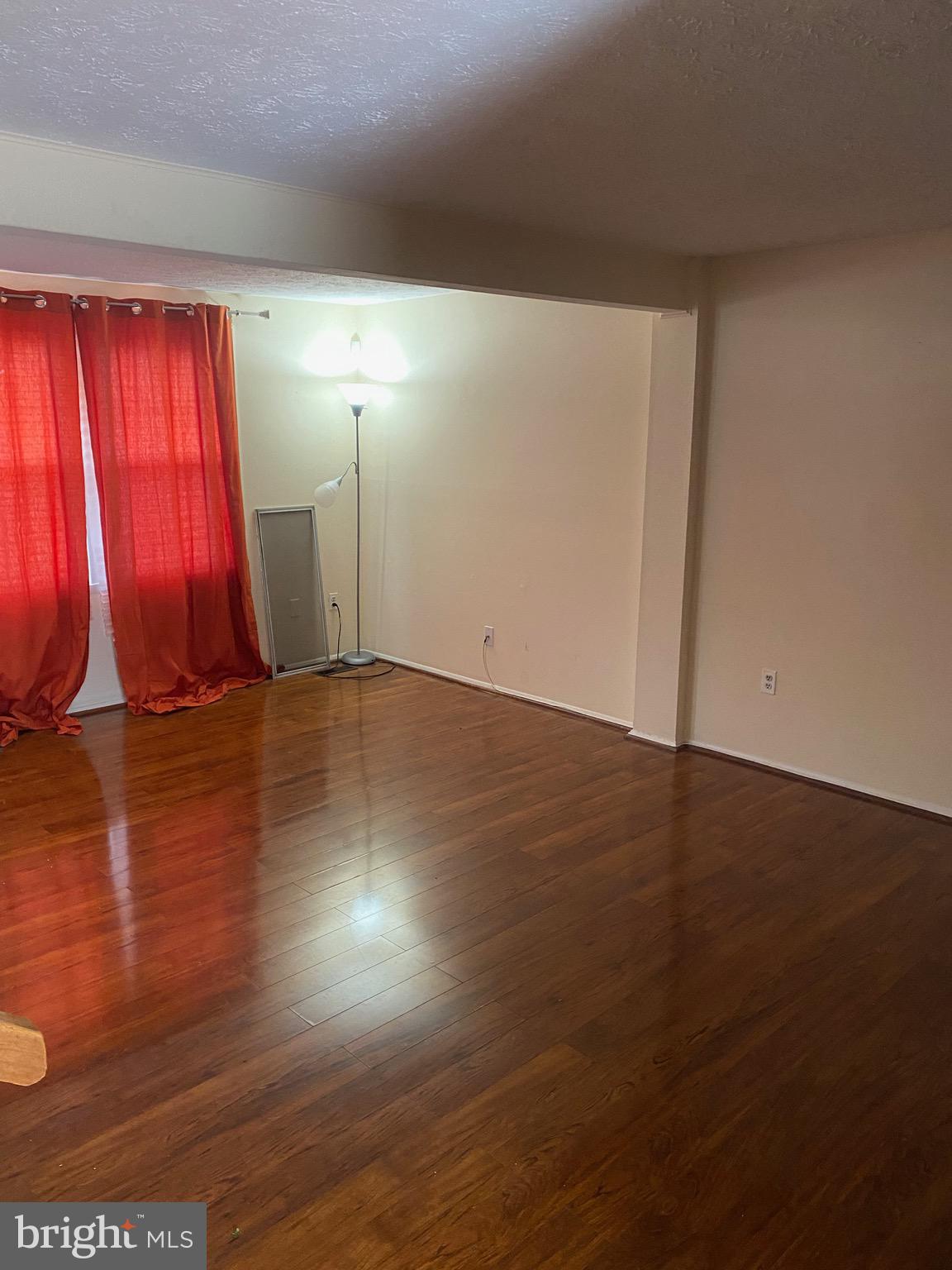 WESTHAMPTON TOWNHOUSES P - Residential