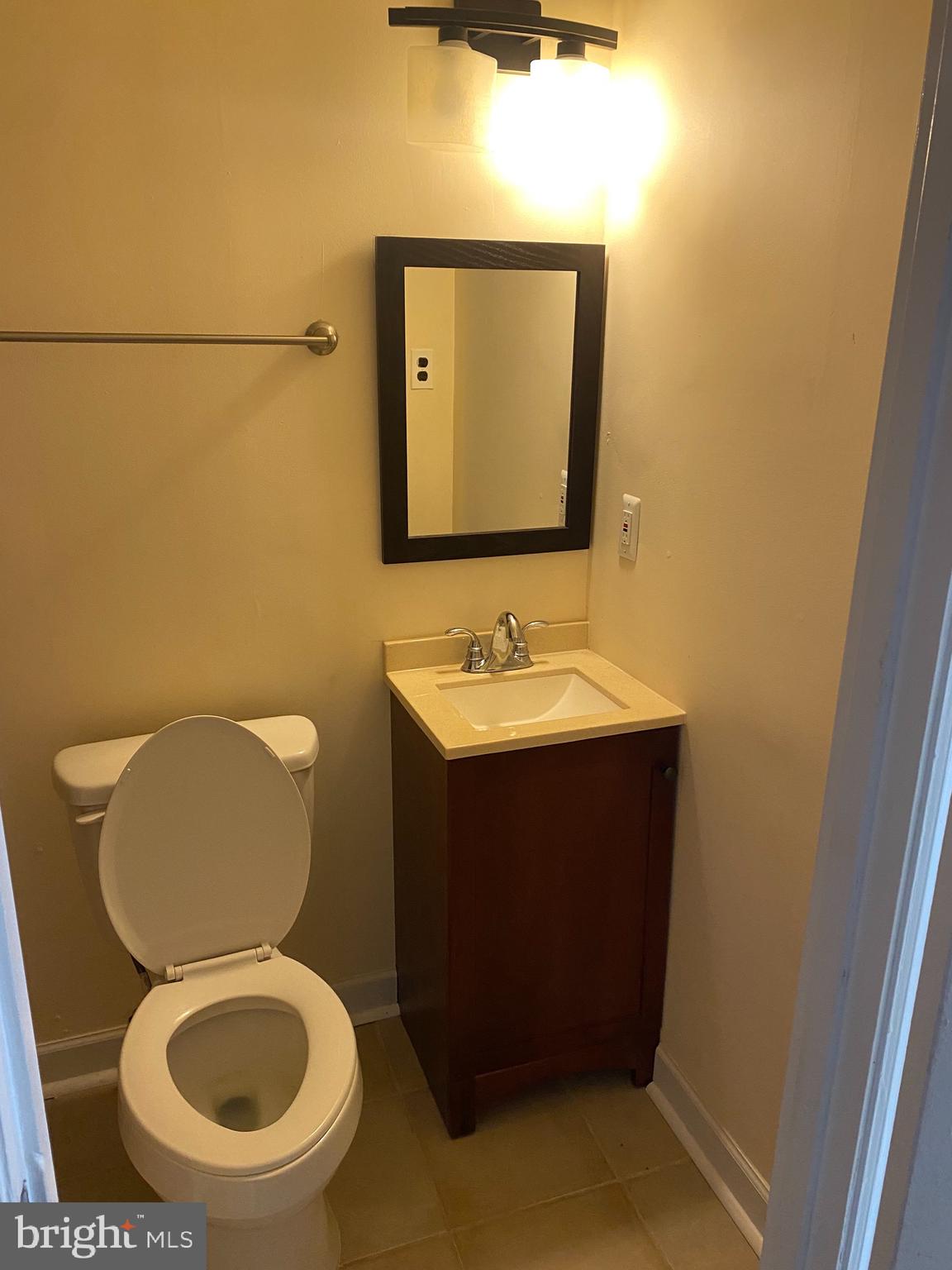 WESTHAMPTON TOWNHOUSES P - Residential