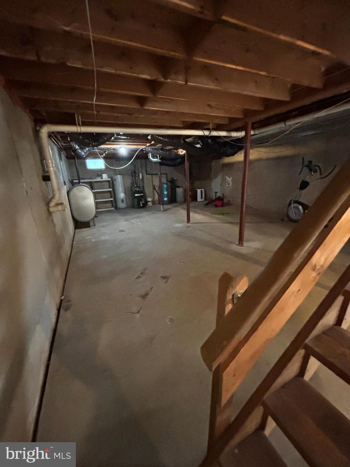 CURLY HILL ACRES - Residential Lease