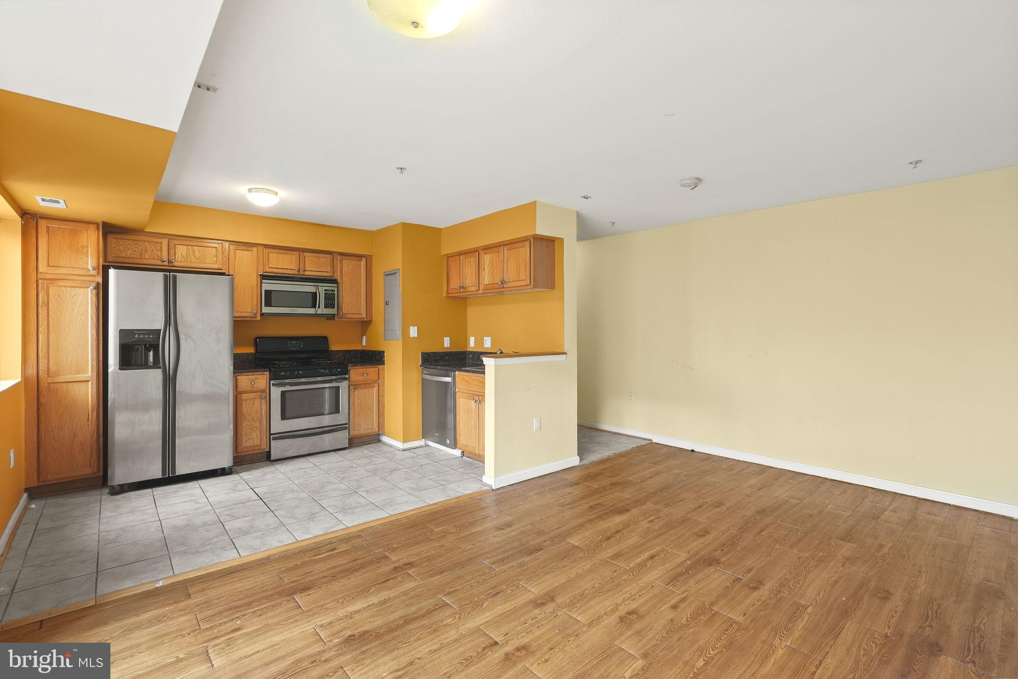 4116 AMES STREET NE 203