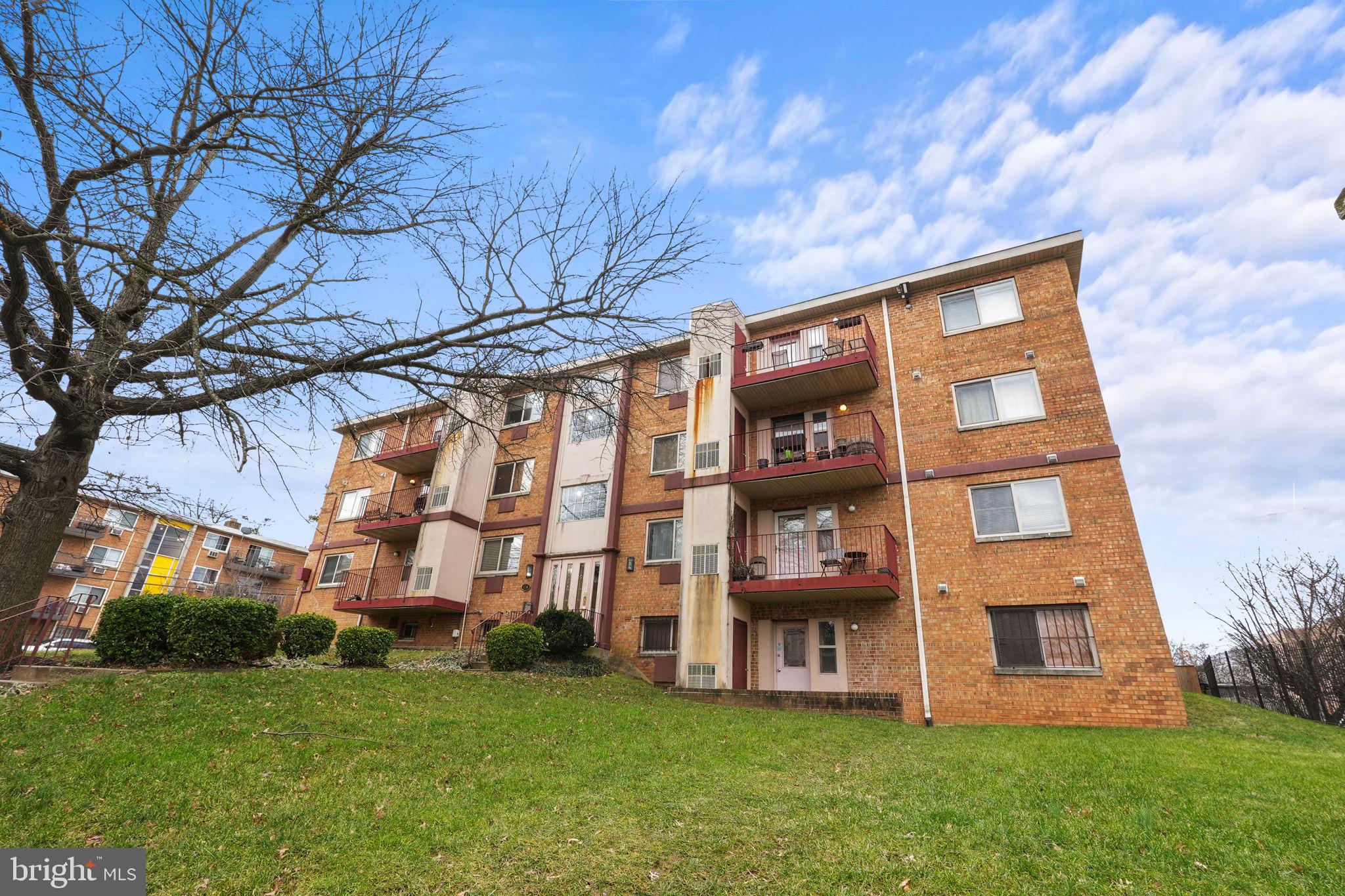 CAPITOL GATEWAY - Residential