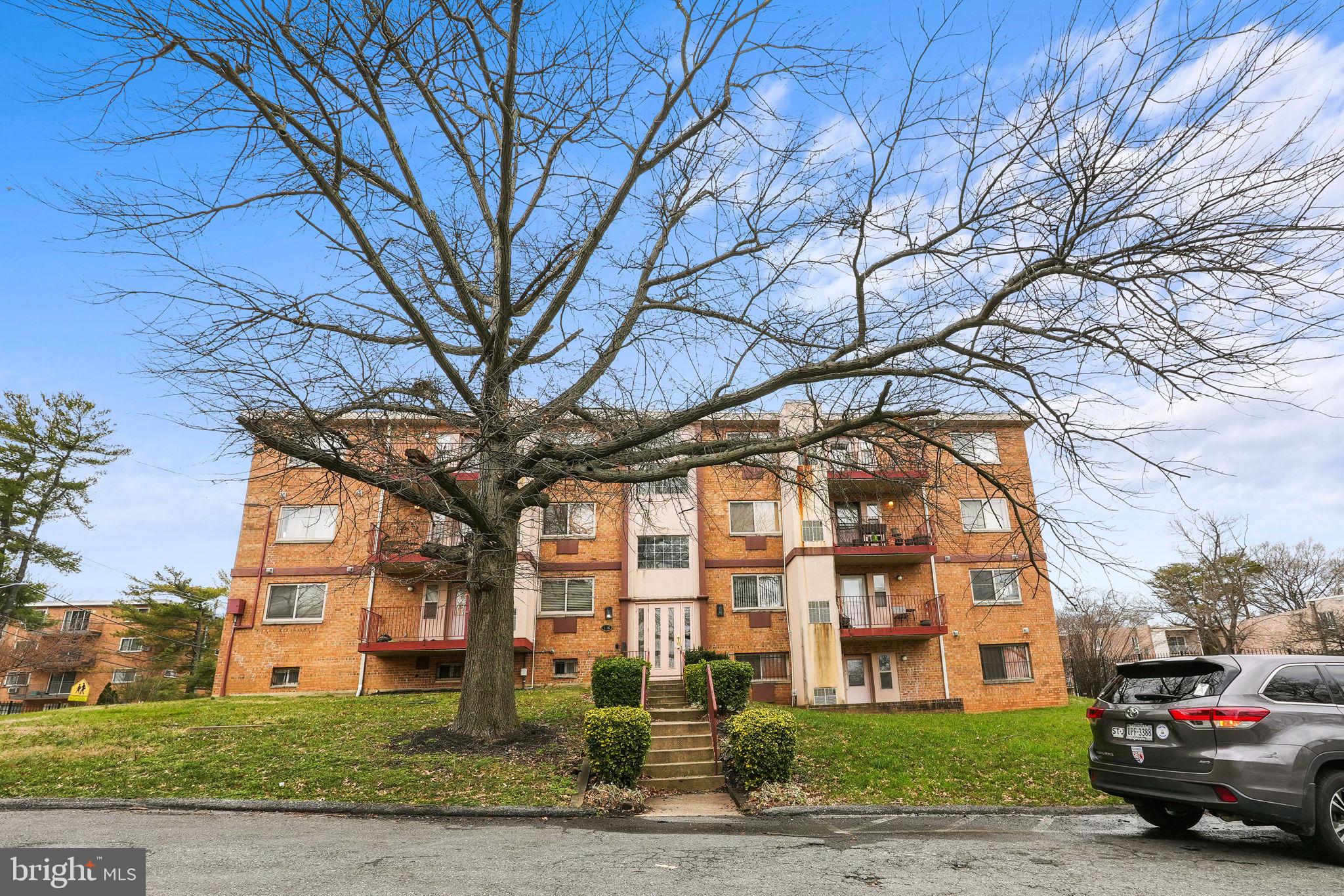 CAPITOL GATEWAY - Residential