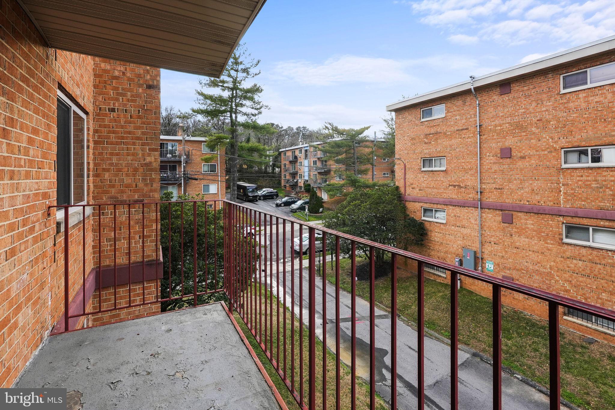 CAPITOL GATEWAY - Residential