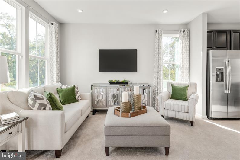 THE HIGHLANDS - Residential