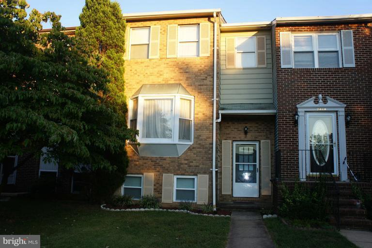 CROFTON VILLAGE - Residential Lease