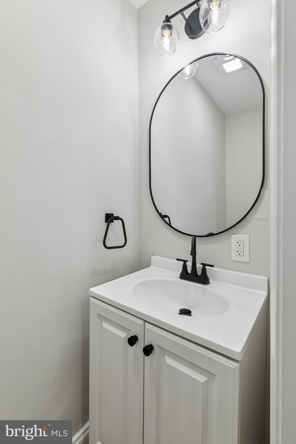 WEST OAK LANE - Residential