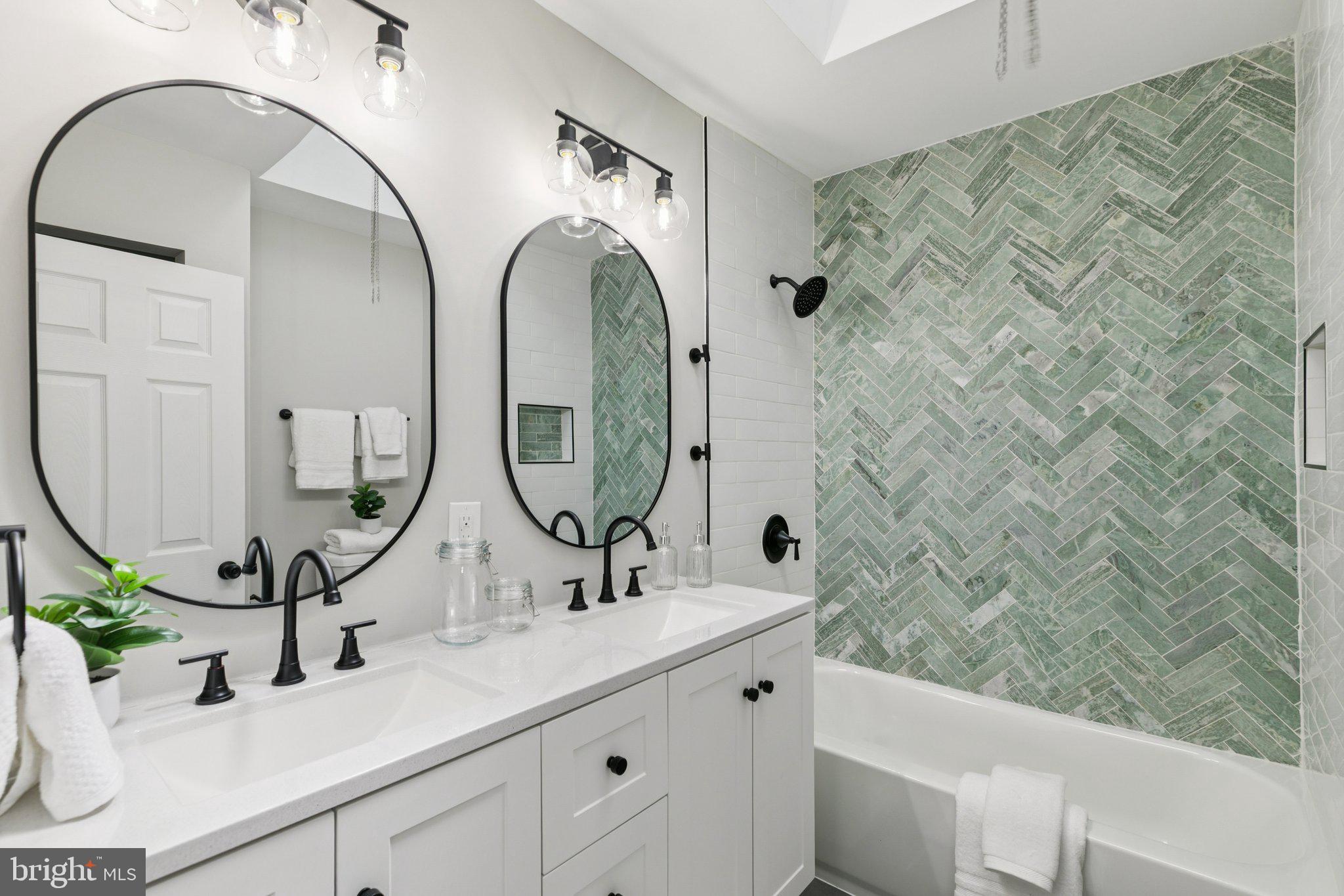 WEST OAK LANE - Residential