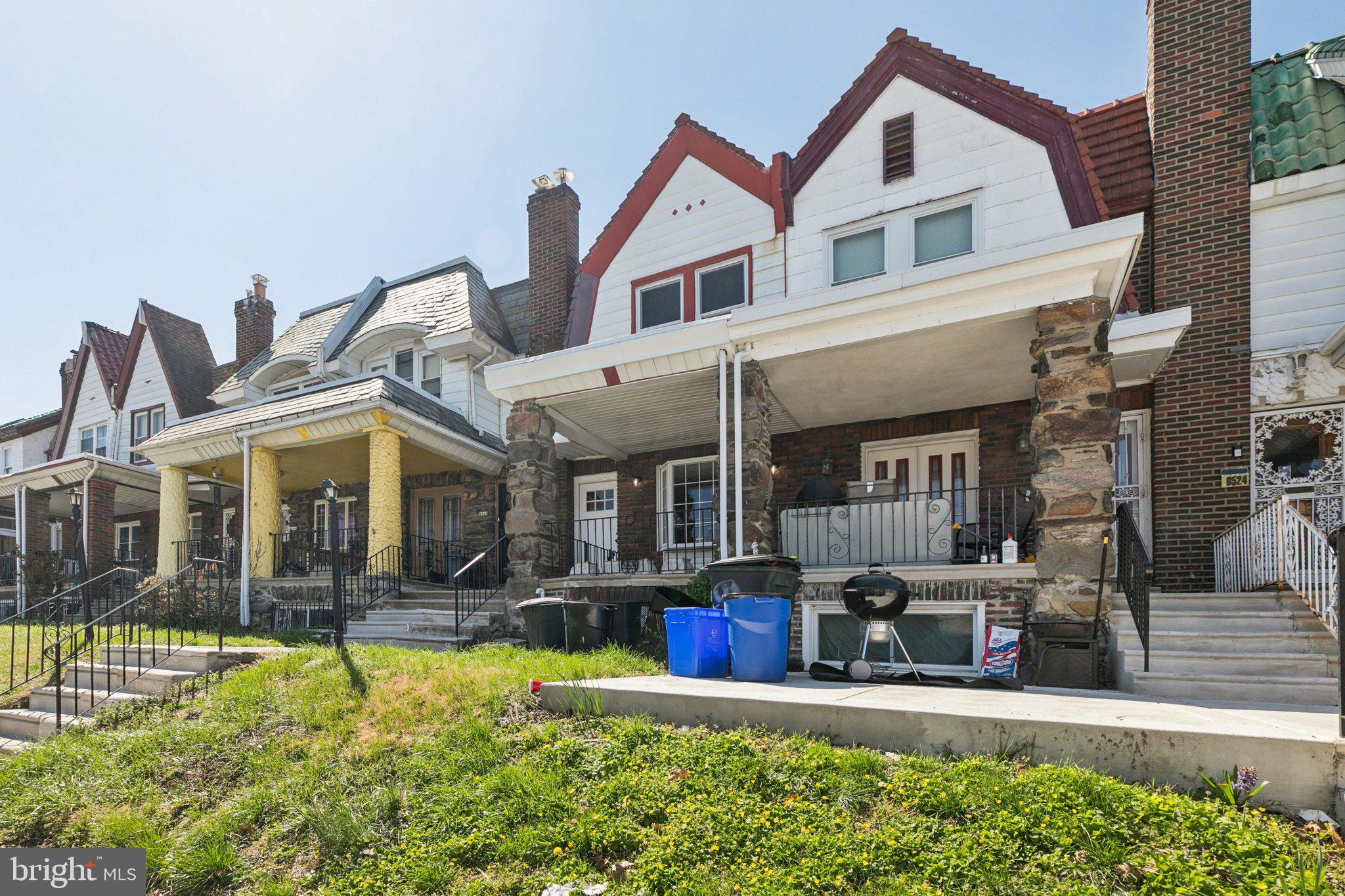 WEST OAK LANE - Residential