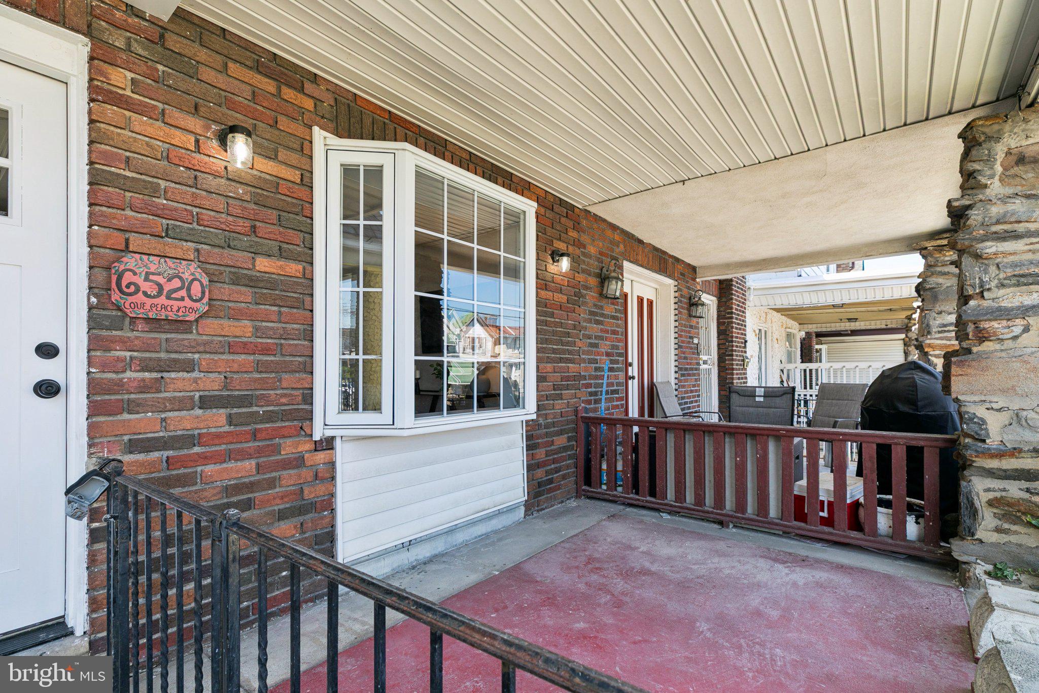 WEST OAK LANE - Residential