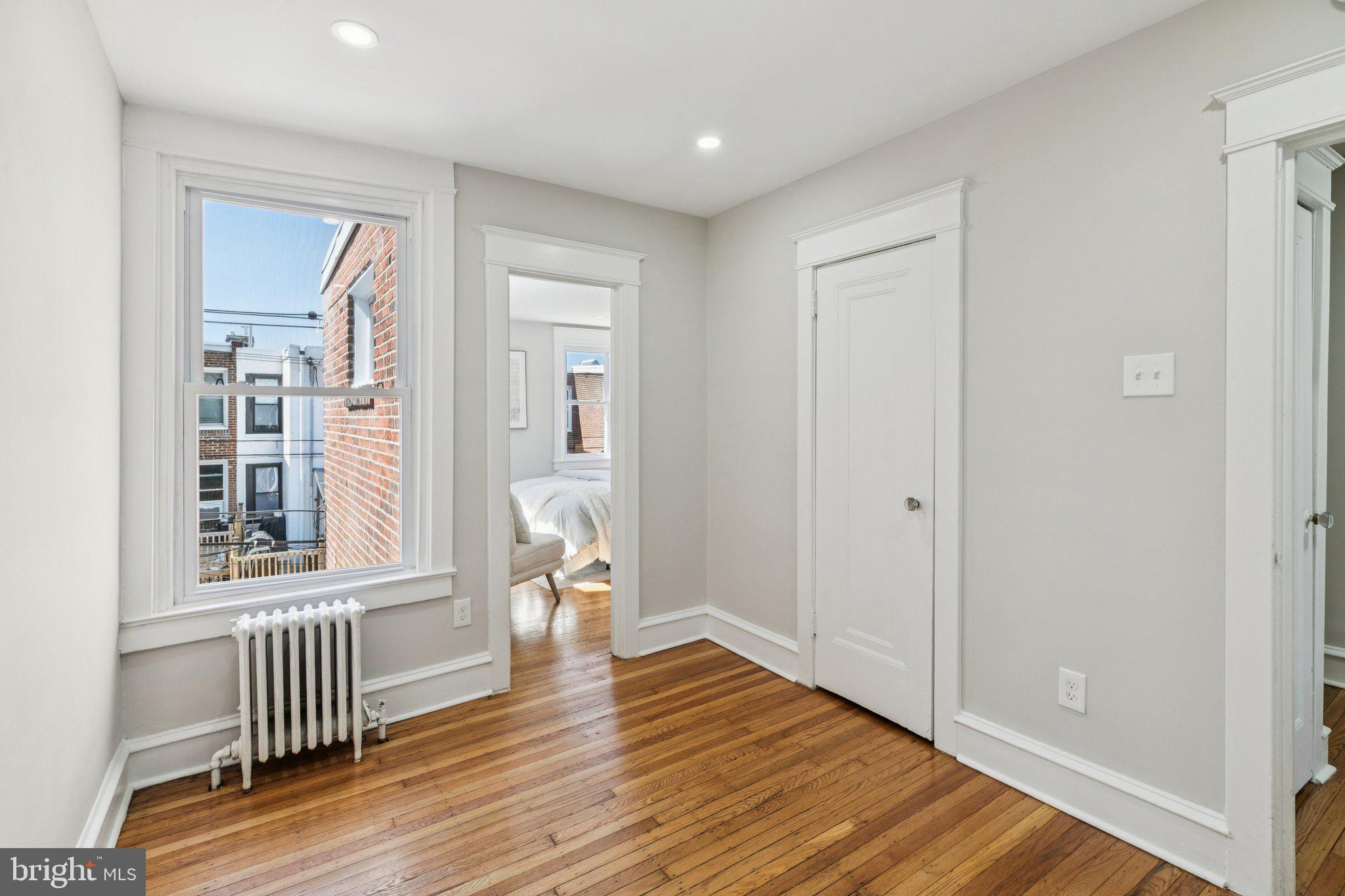 WEST OAK LANE - Residential