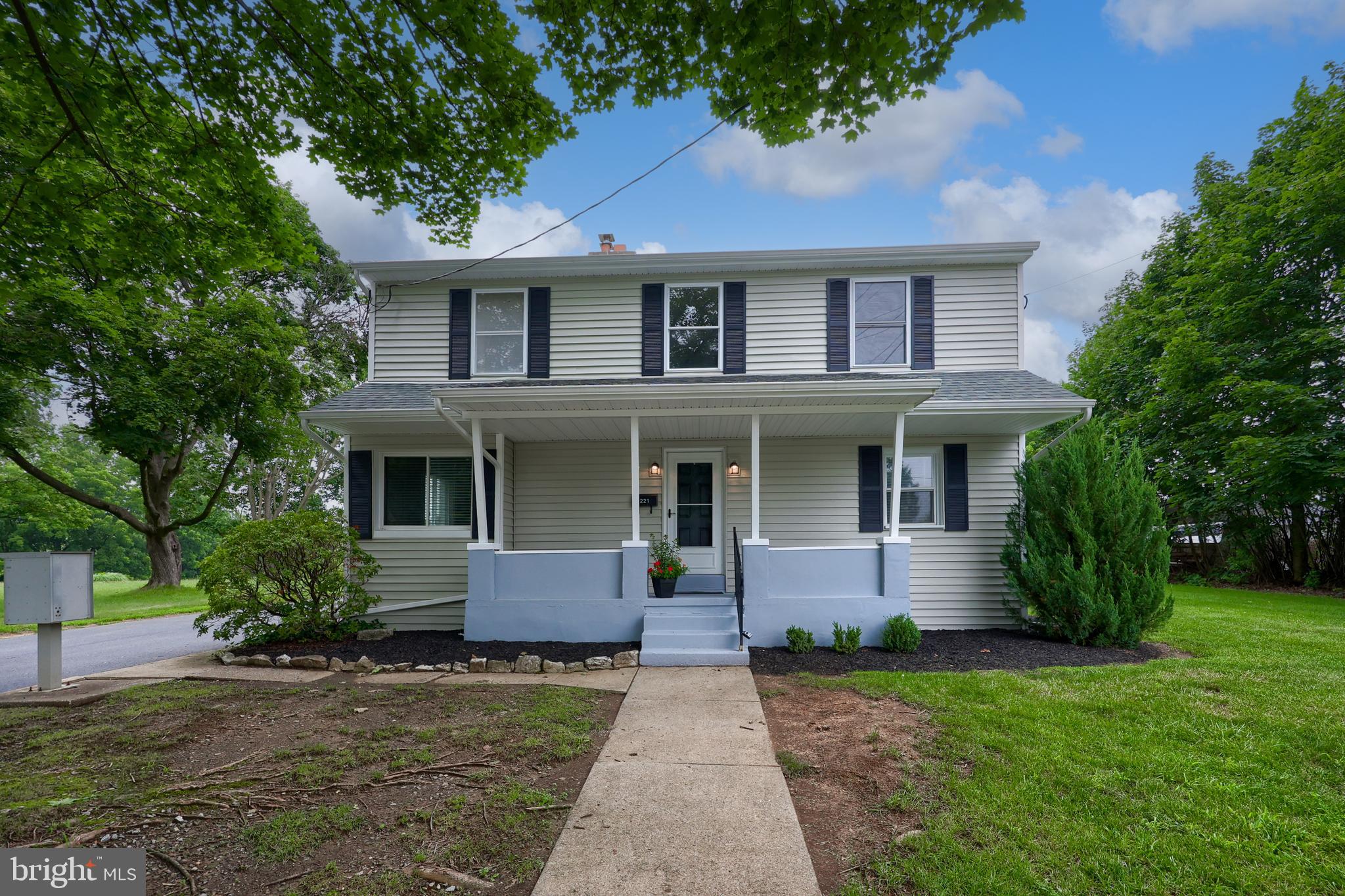 Welcome home to 221 N Duke St, a charming and meticulously maintained 4-bedroom, 2-bathroom condo offering the perfect blend of comfort and convenience in Hummelstown. Step inside to find gleaming hardwood floors that flow seamlessly throughout, leading to a warm and inviting living area complete with a cozy fireplace—perfect for relaxing evenings. Forget about exterior chores; the condo association ensures a carefree lifestyle by handling all exterior maintenance, lawn care, snow removal, and trash services. This is a prime opportunity to embrace low-maintenance living in a desirable location.