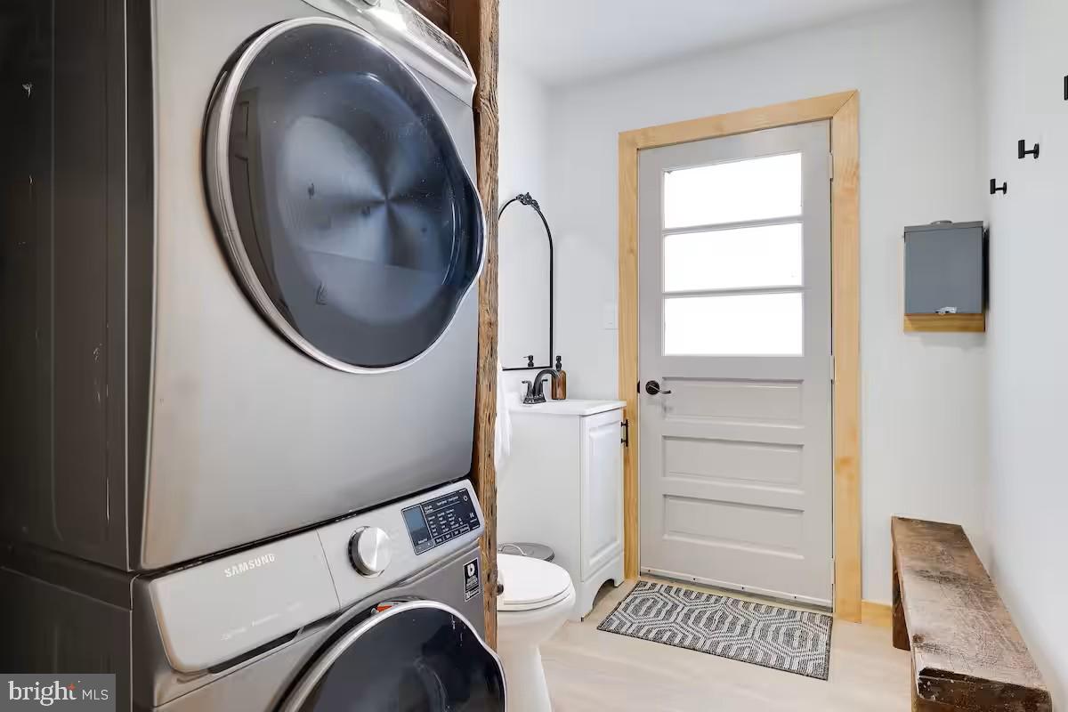 LOCUST LAKE VILLAGE - Residential