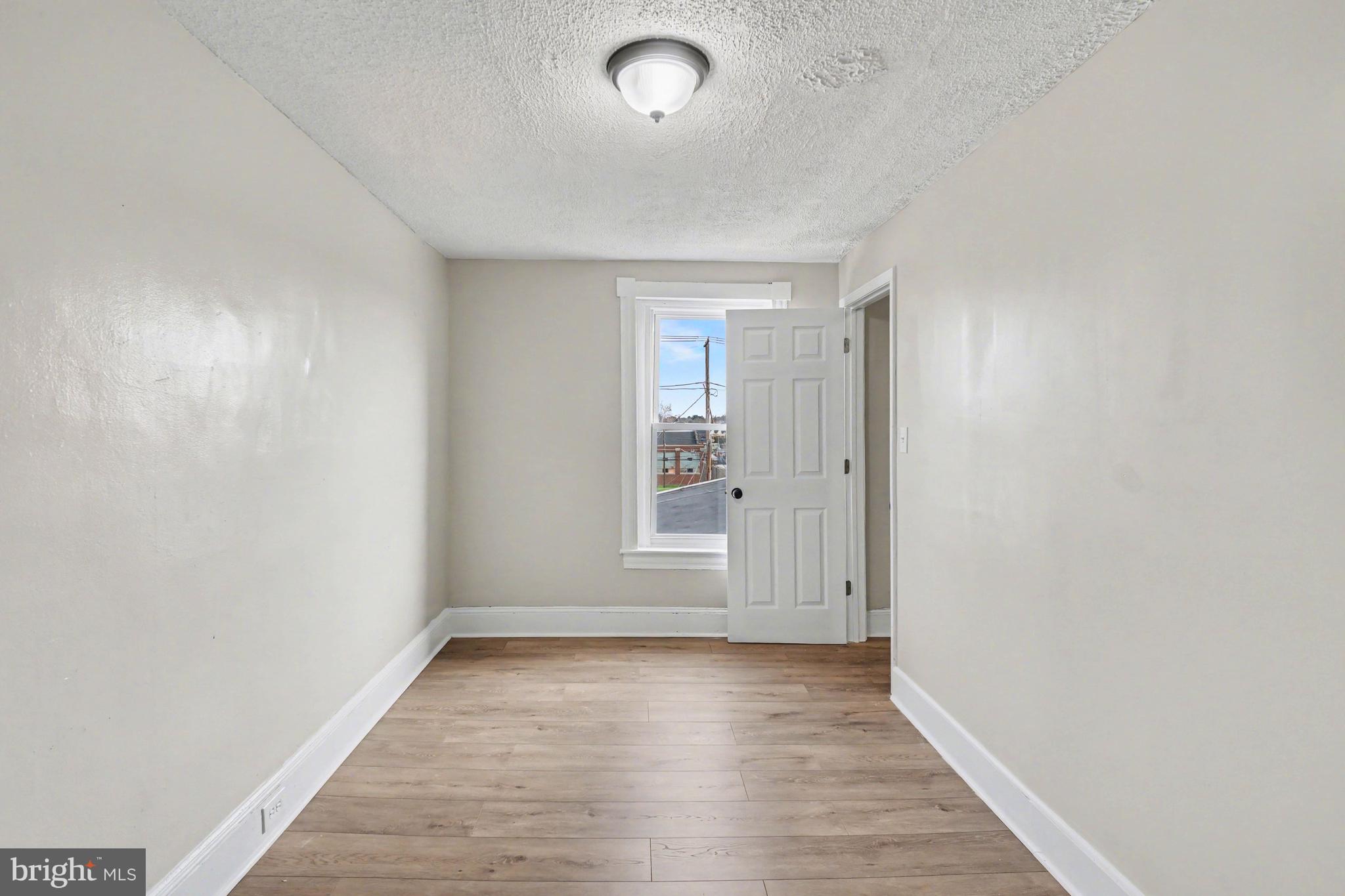 SHILLINGTON - Residential