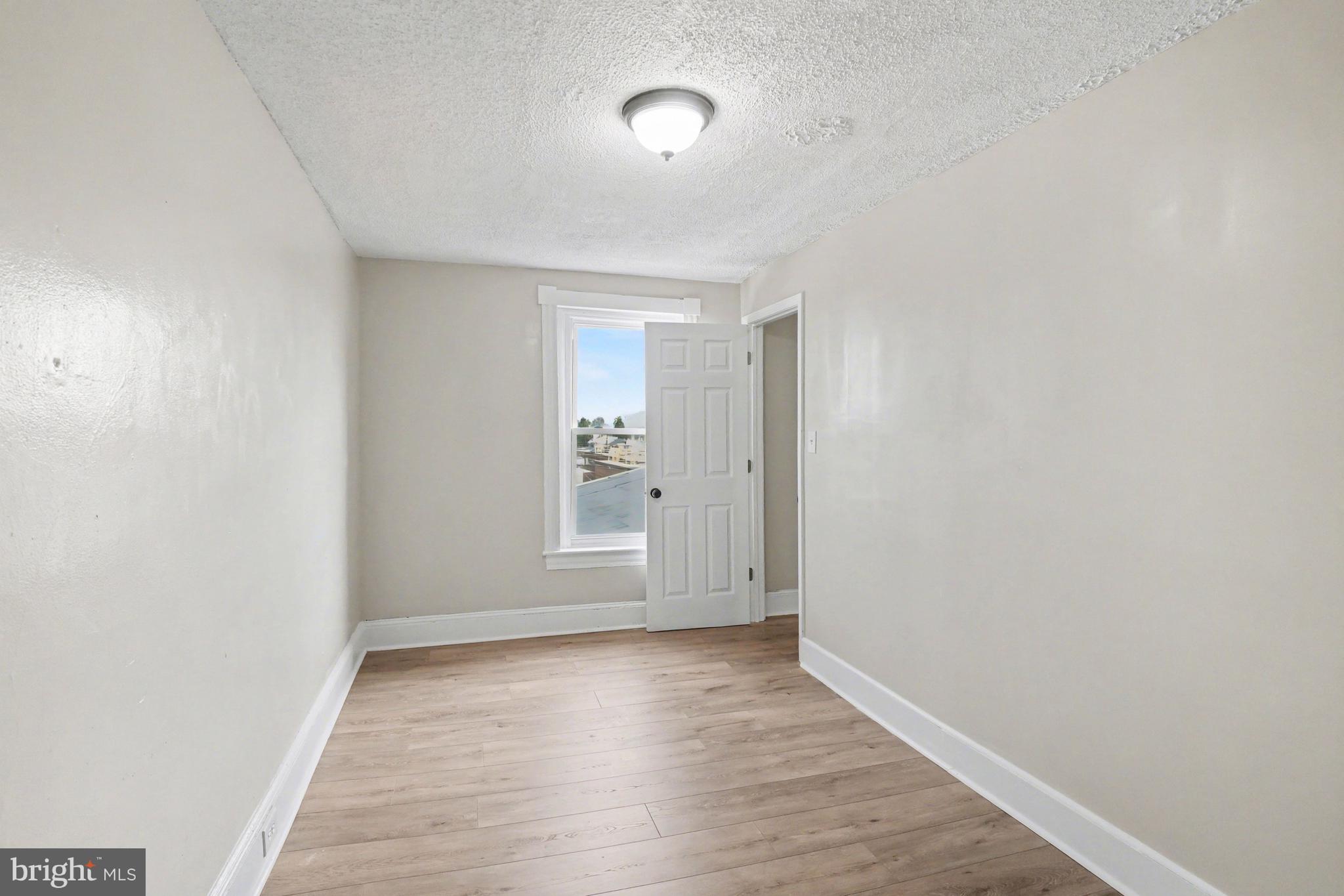 SHILLINGTON - Residential