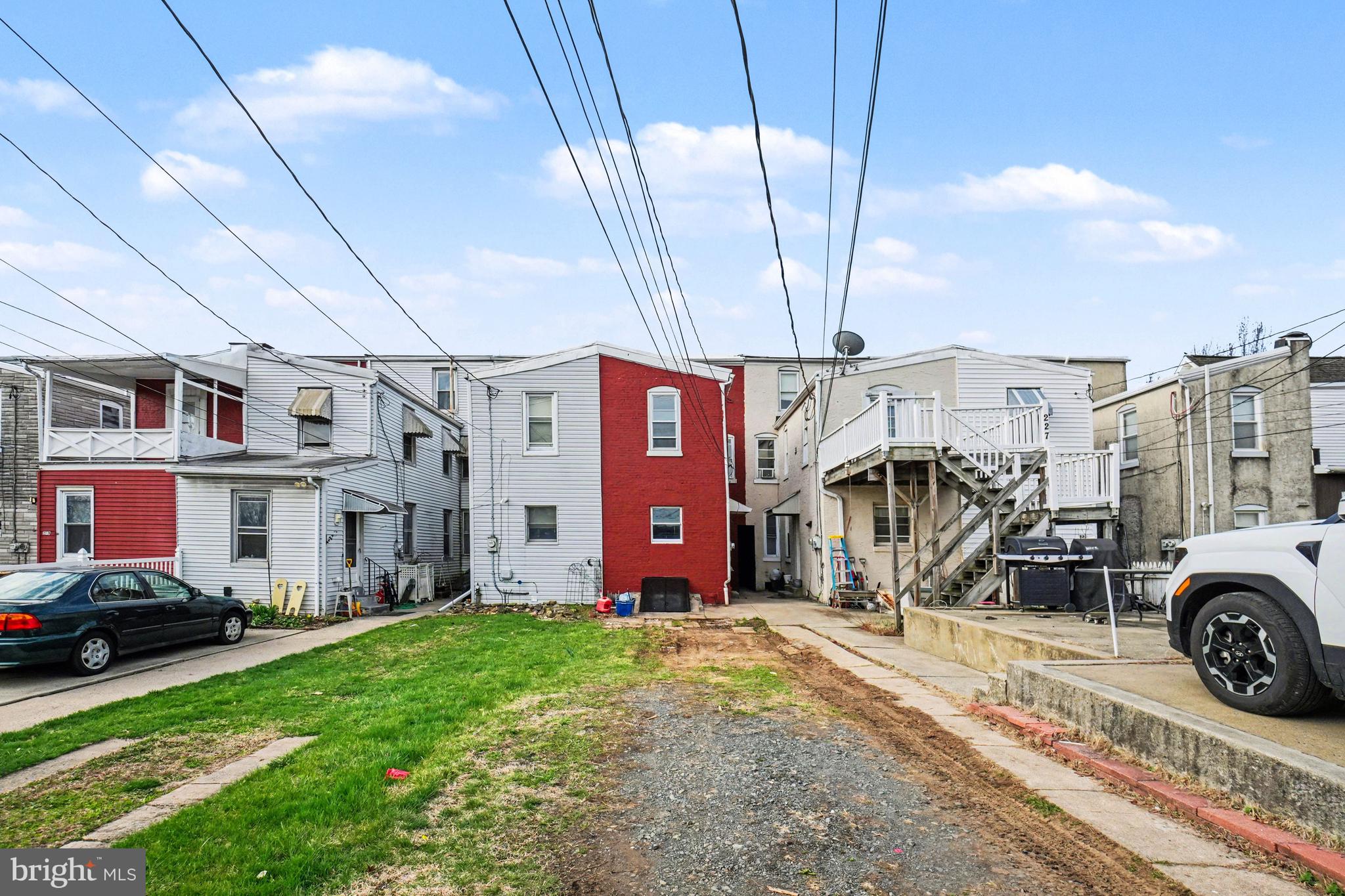 SHILLINGTON - Residential