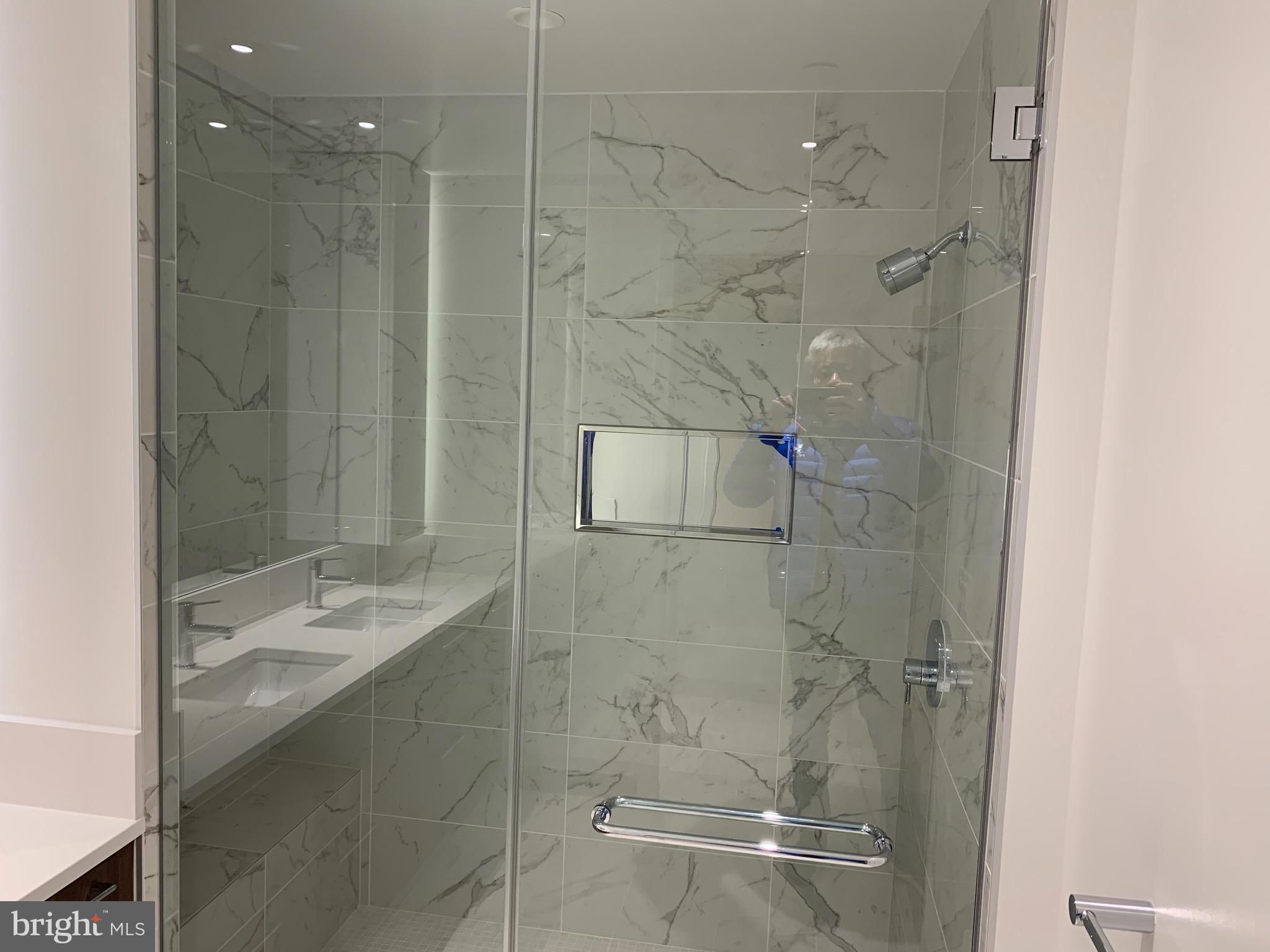 THE BORO TYSONS - Residential