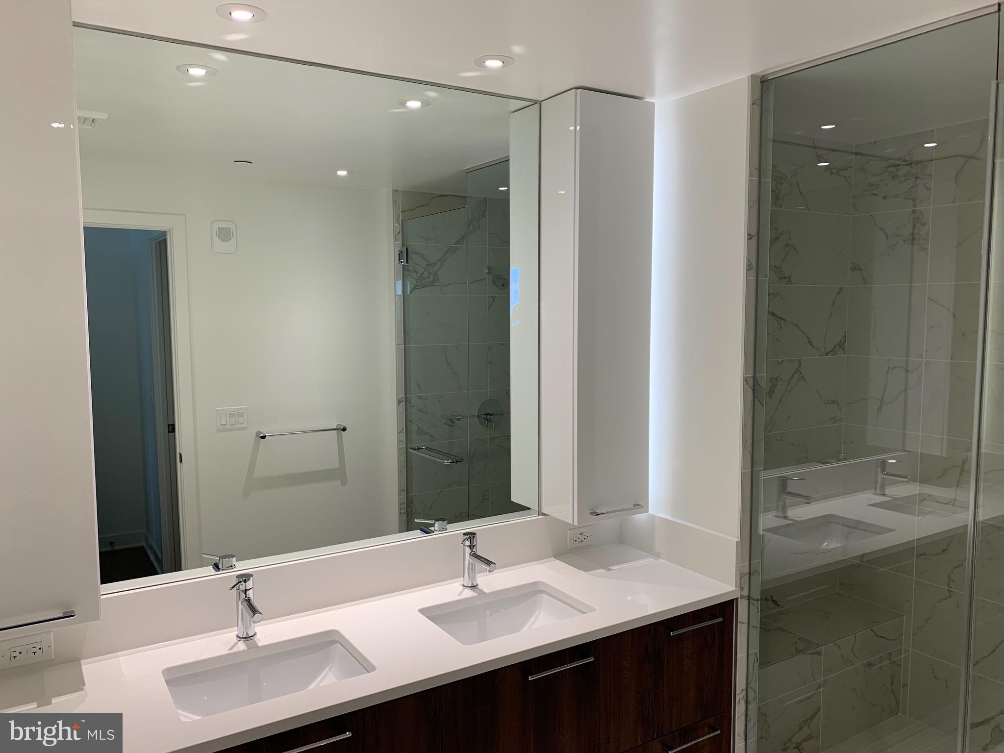 THE BORO TYSONS - Residential