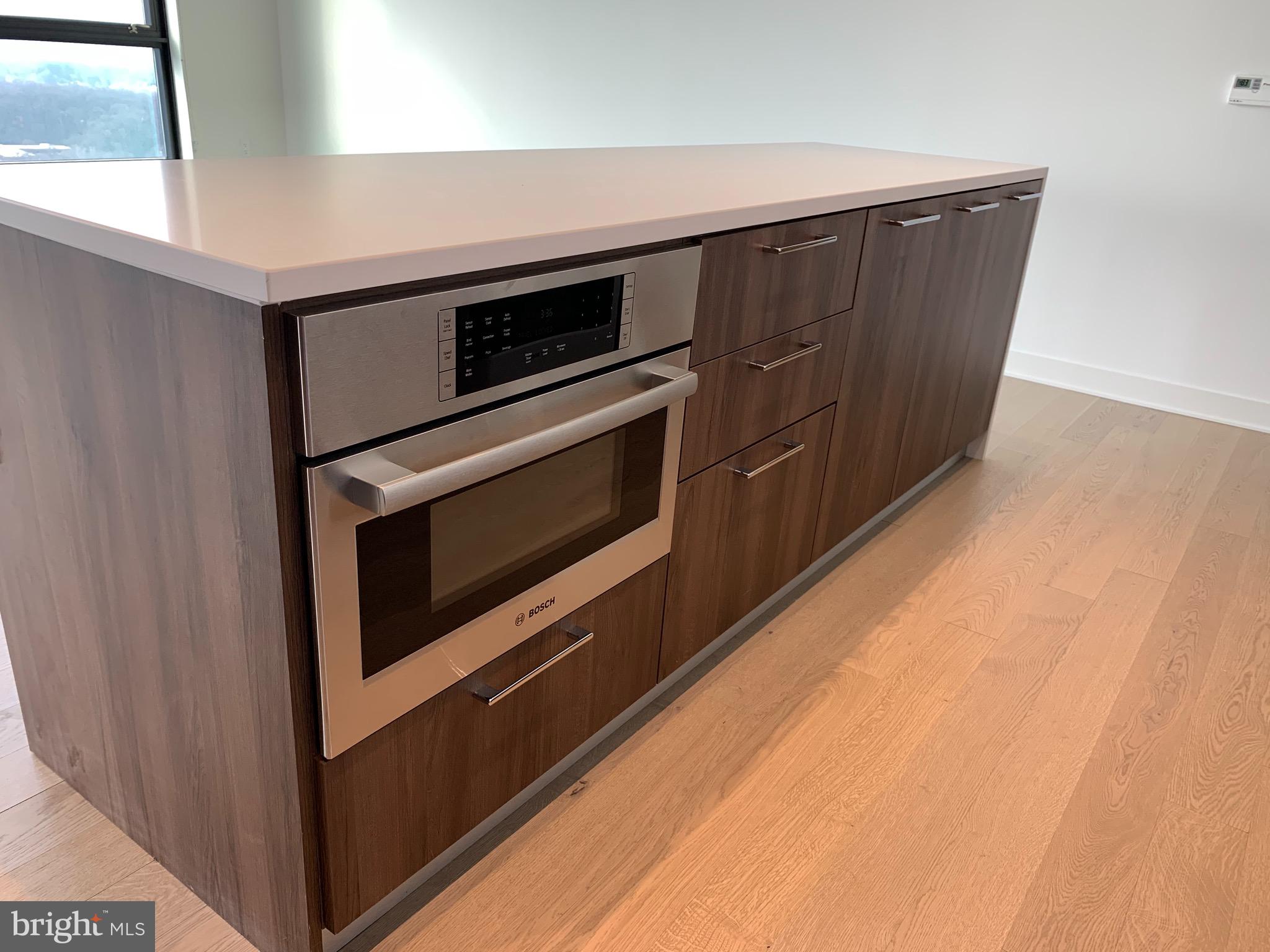 THE BORO TYSONS - Residential