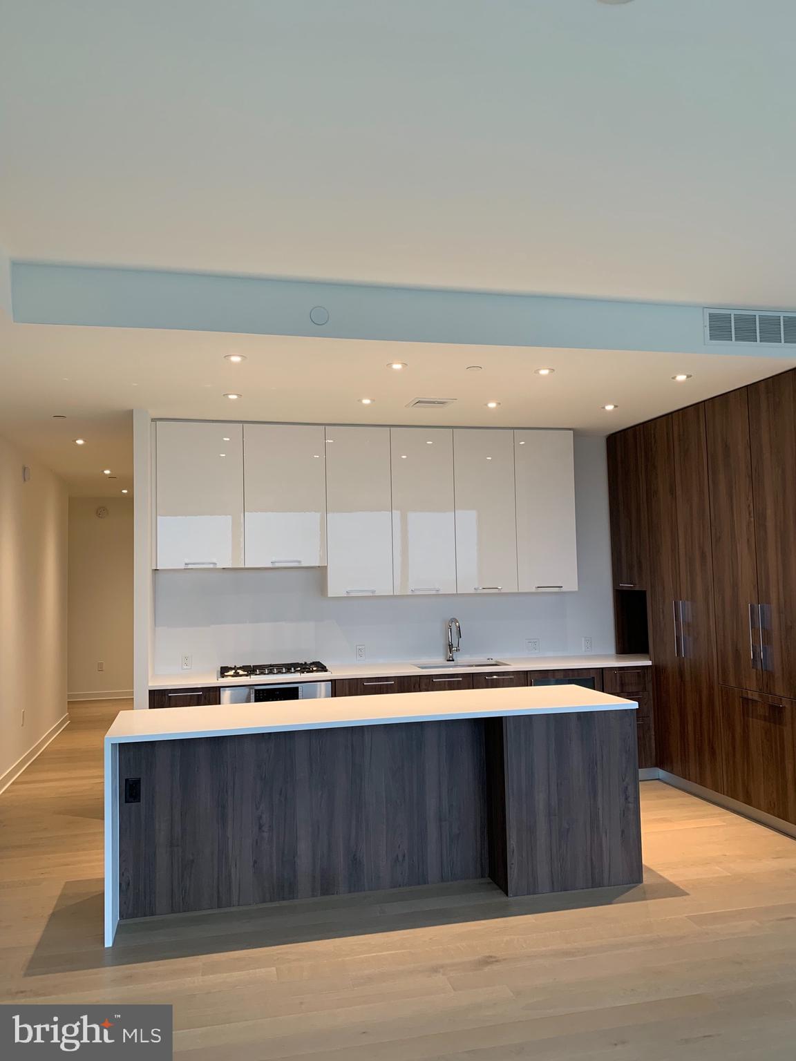 THE BORO TYSONS - Residential