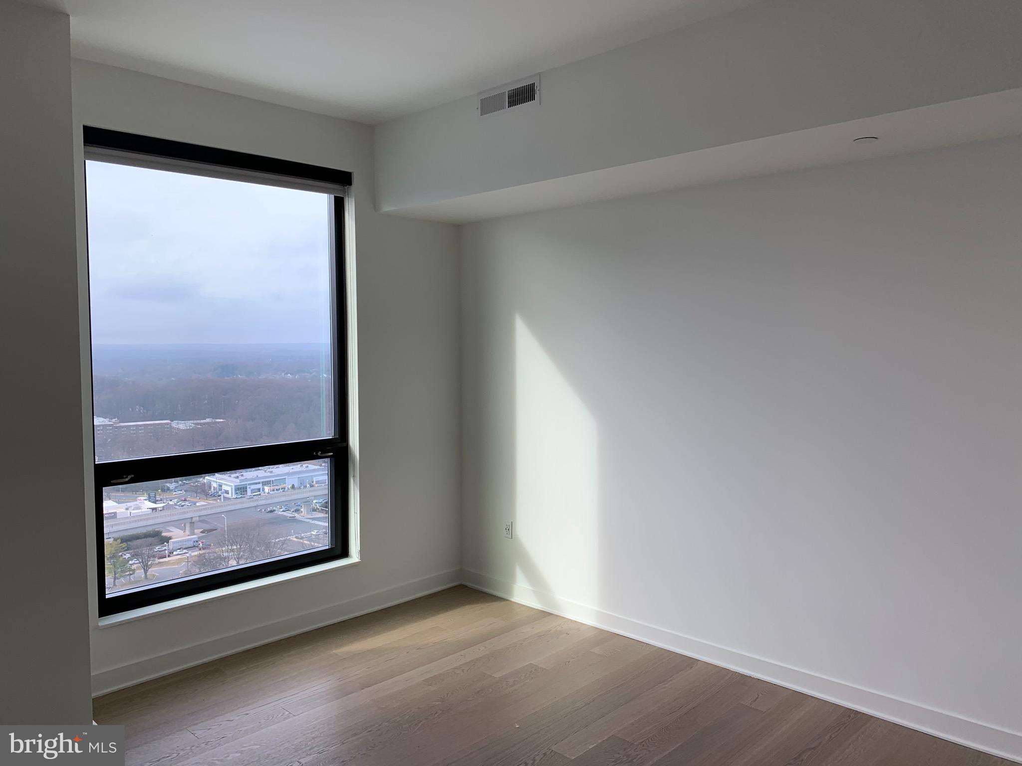 THE BORO TYSONS - Residential