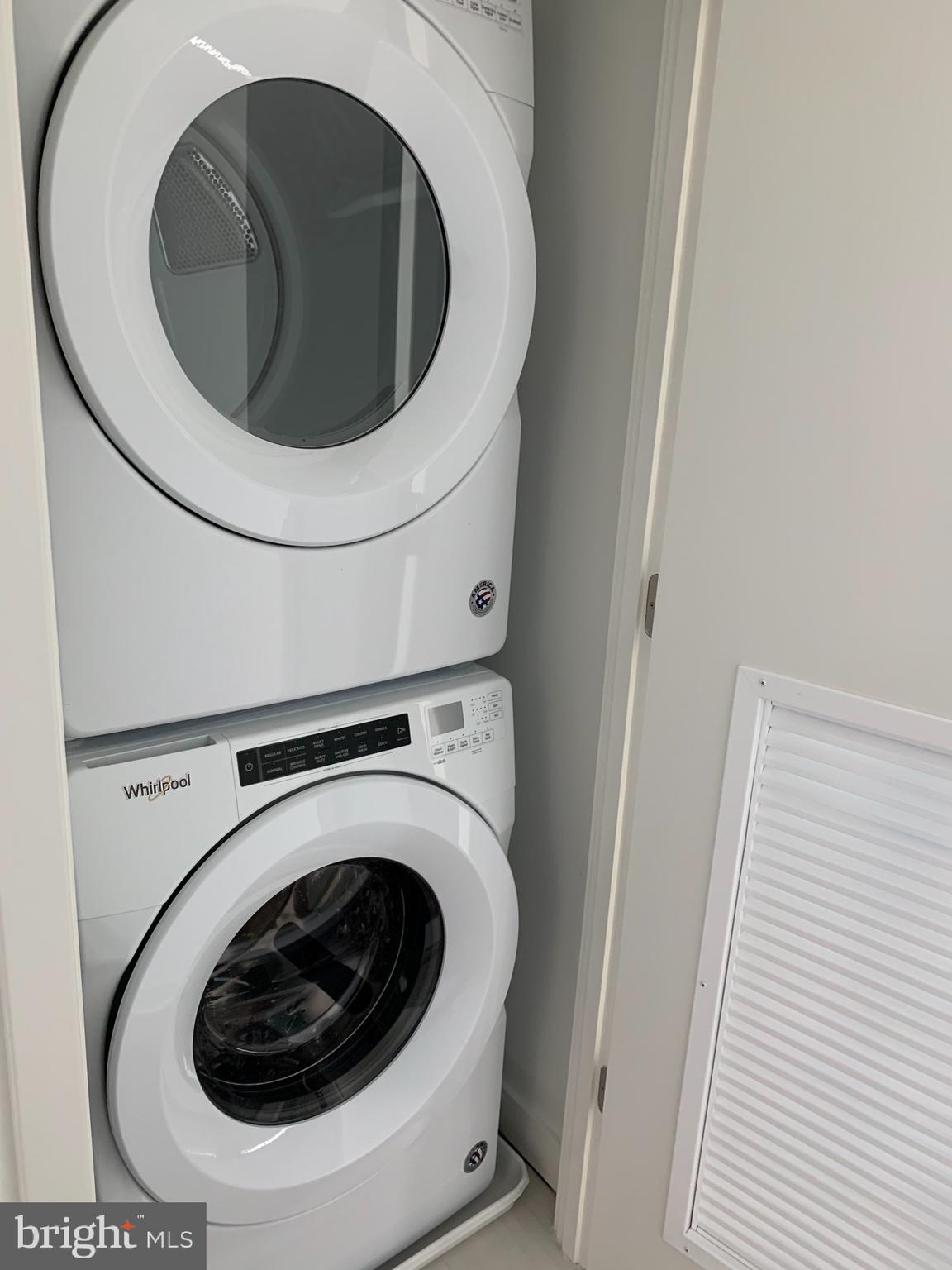 THE BORO TYSONS - Residential