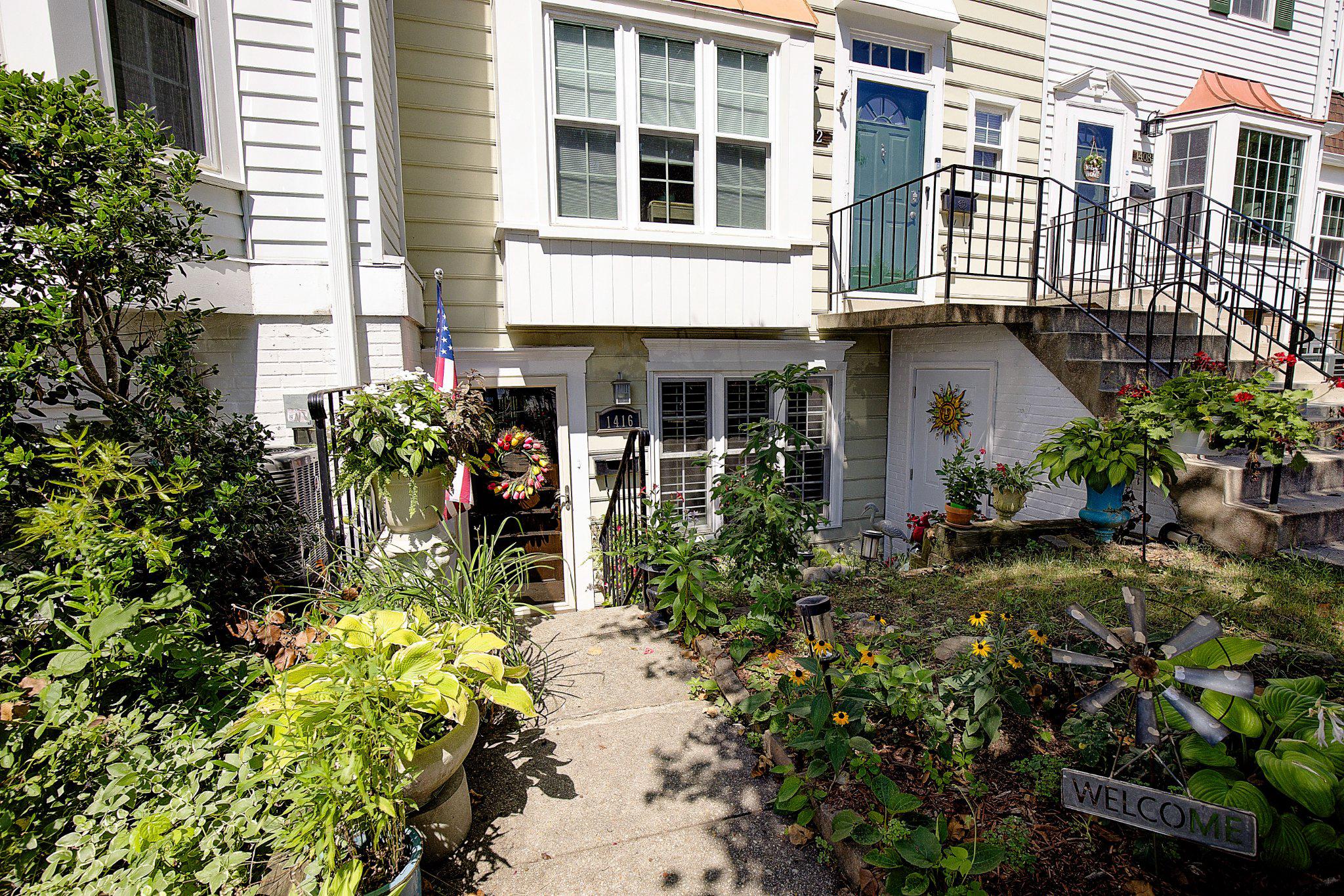1416 HARWICK COURT 80YF