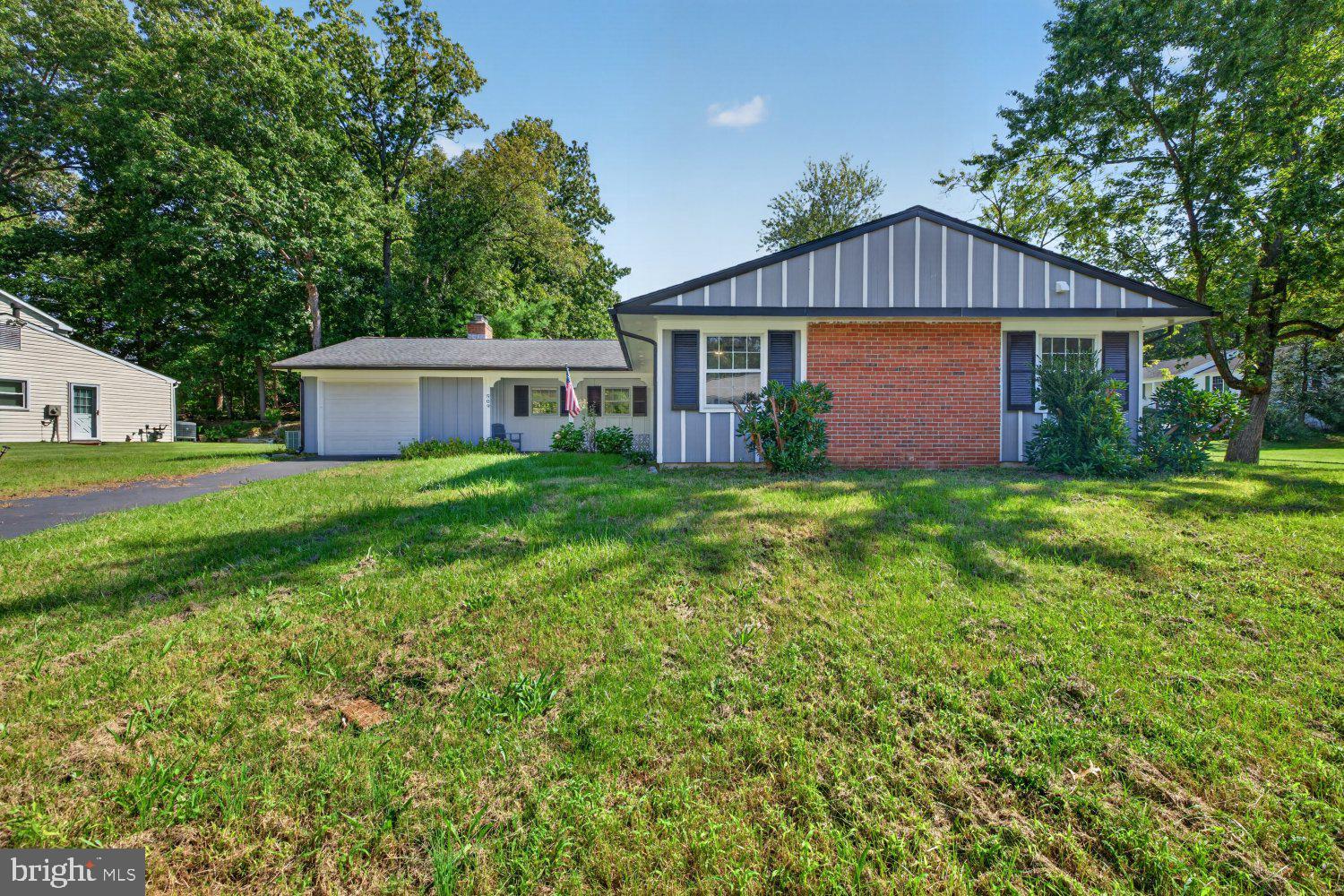 509 FOSTER KNOLL DRIVE