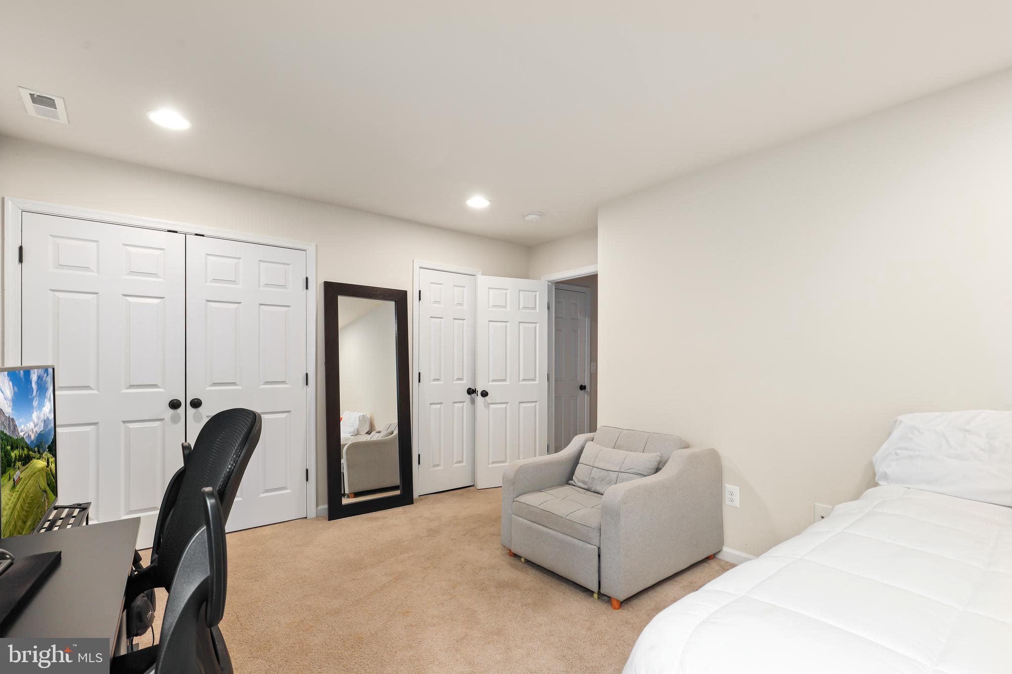 MALLARD LANDING - Residential