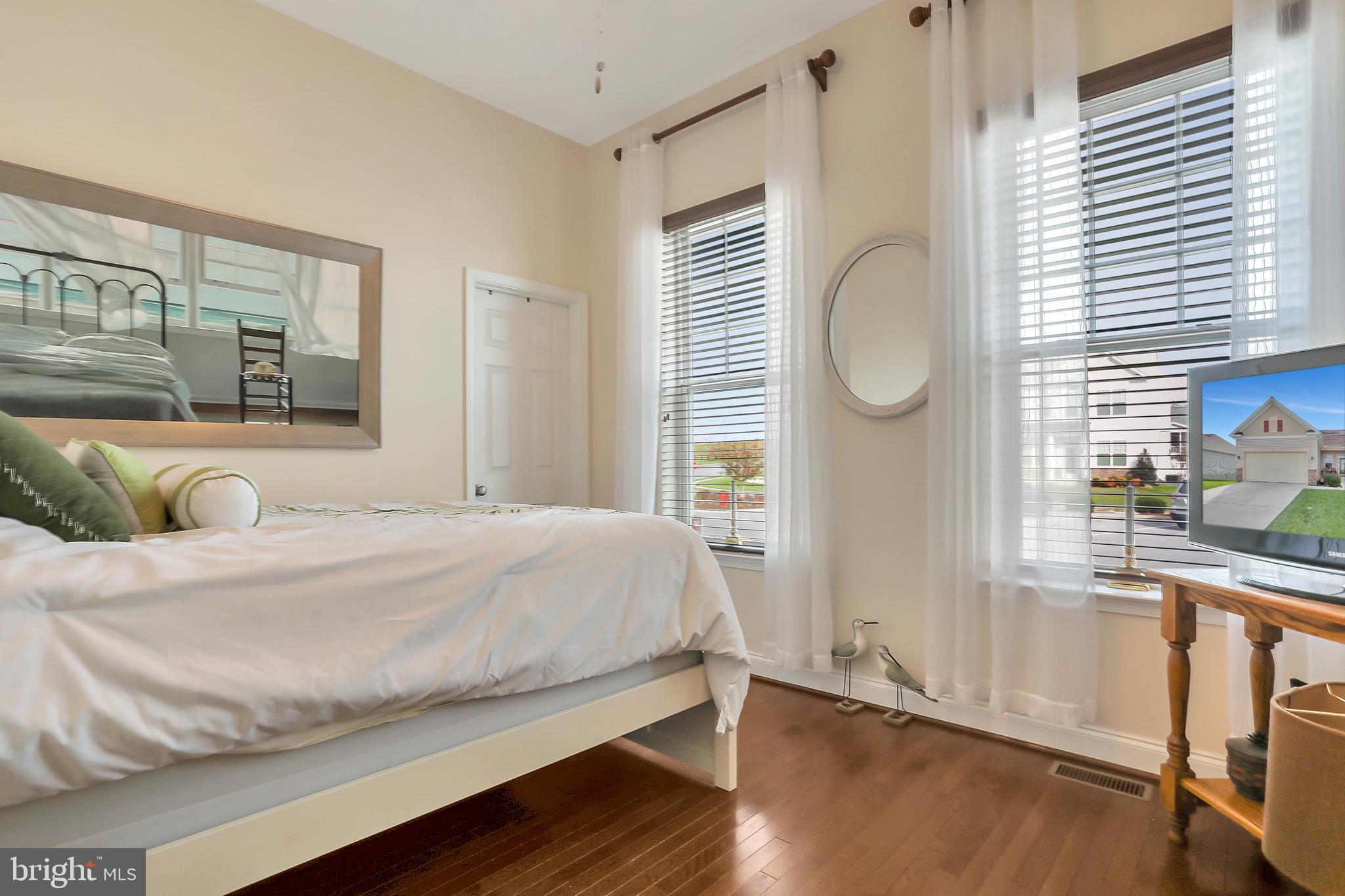 NORBORNE GLEBE - Residential