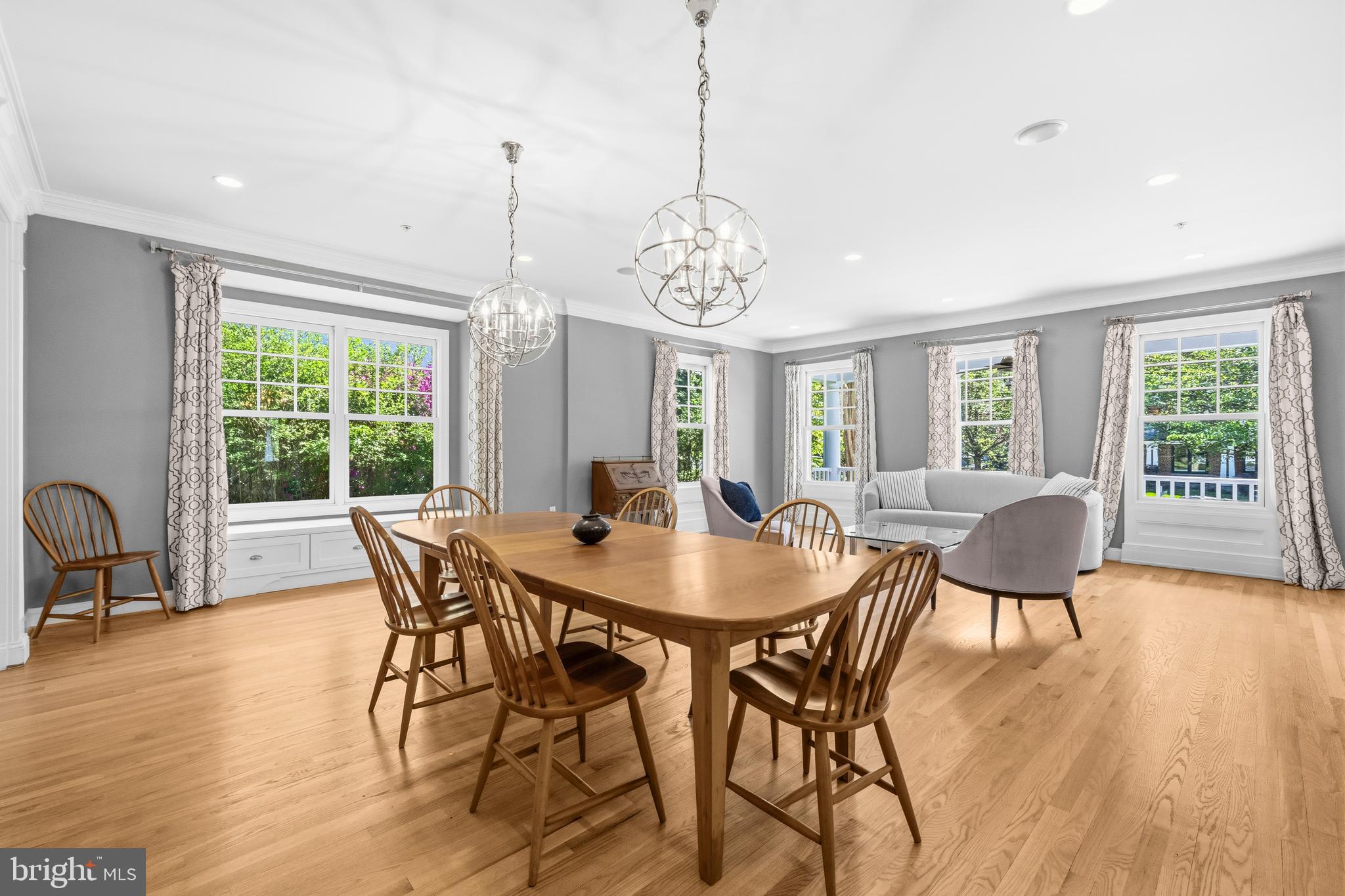 MAPLEWOOD MANOR - Residential