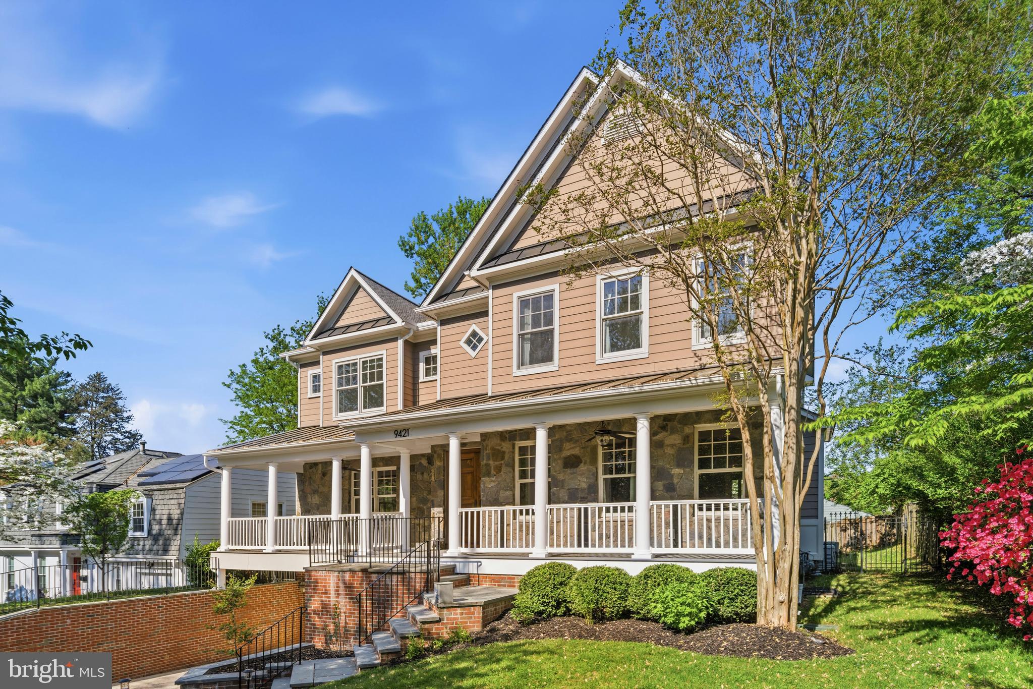 MAPLEWOOD MANOR - Residential