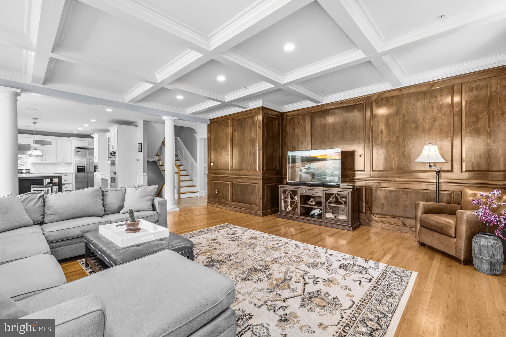 MAPLEWOOD MANOR - Residential