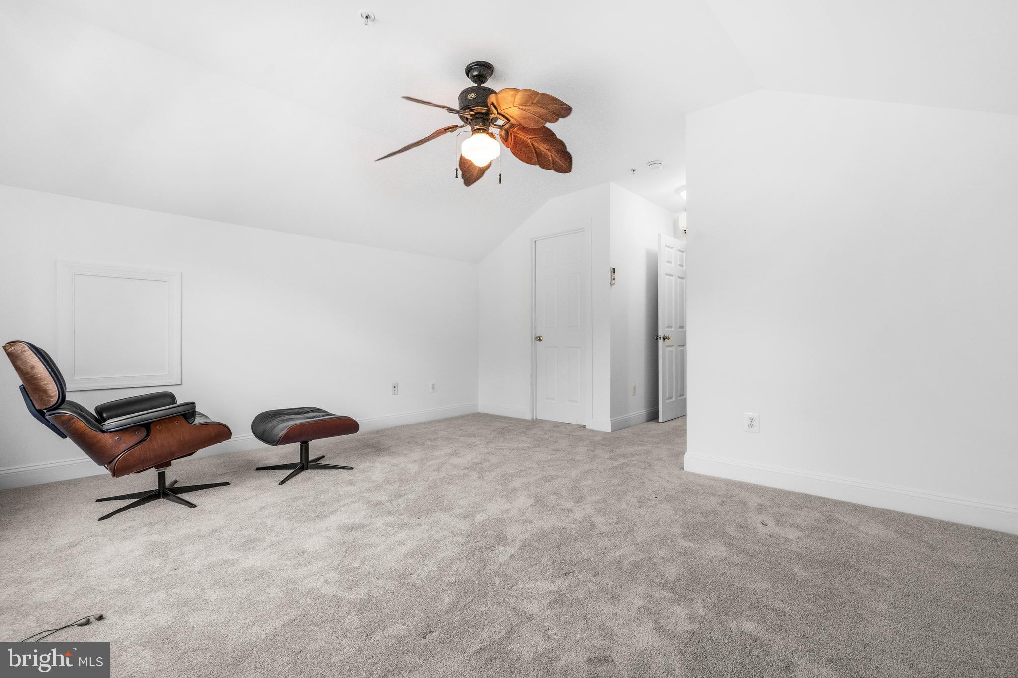 MAPLEWOOD MANOR - Residential