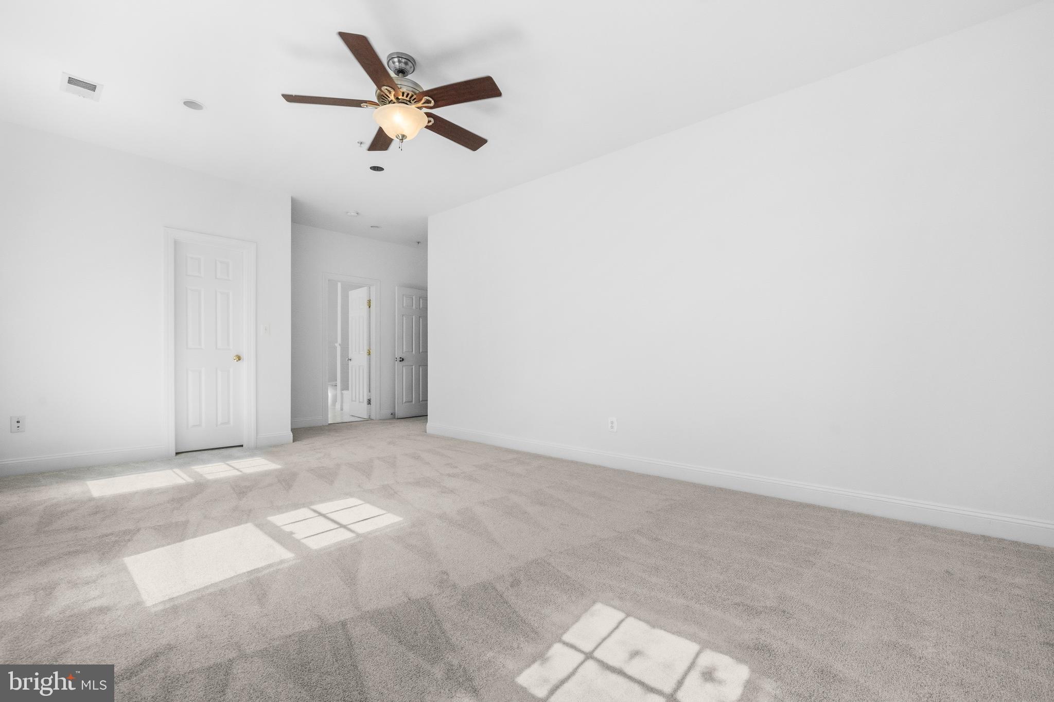 MAPLEWOOD MANOR - Residential