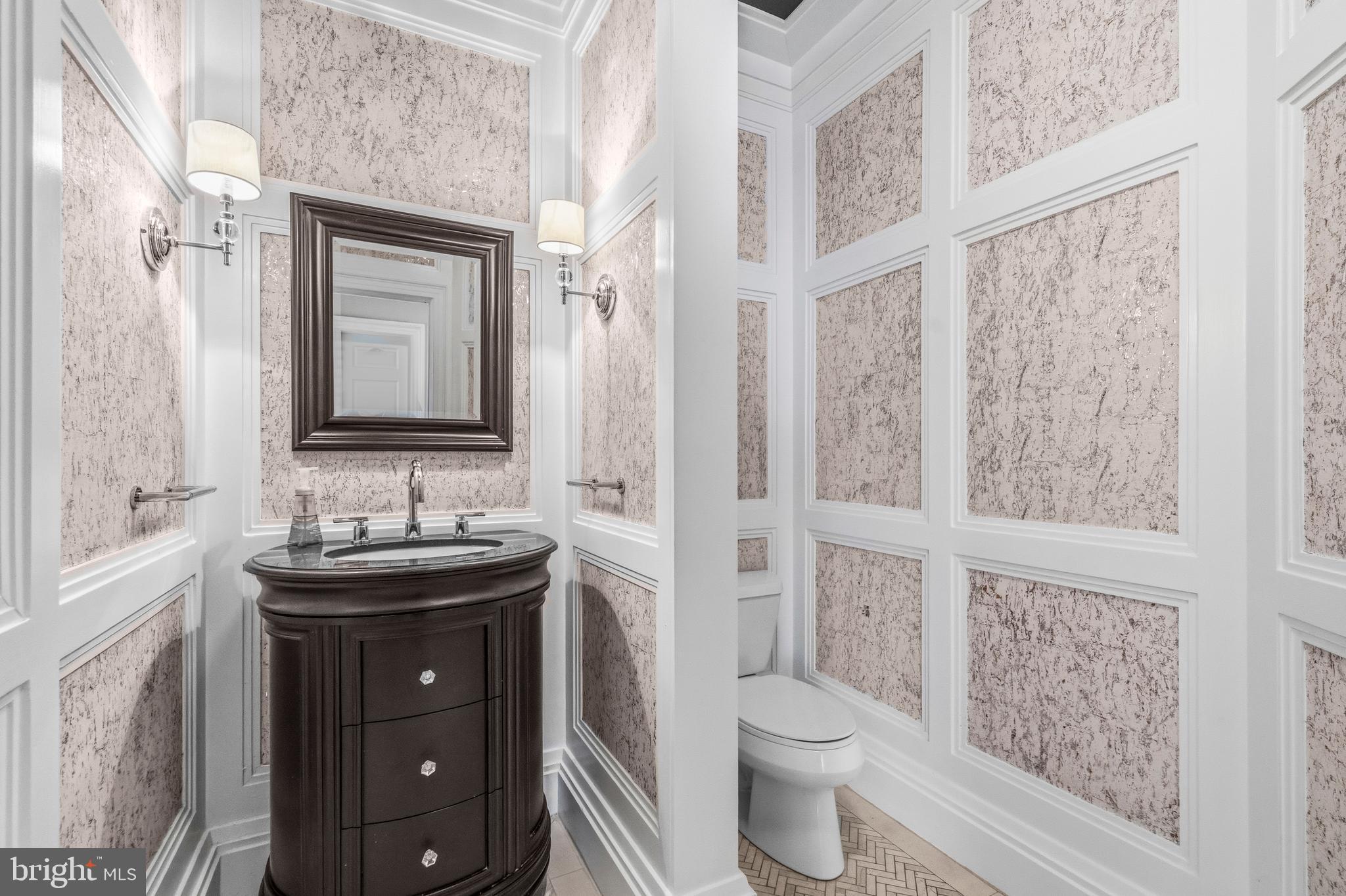 MAPLEWOOD MANOR - Residential