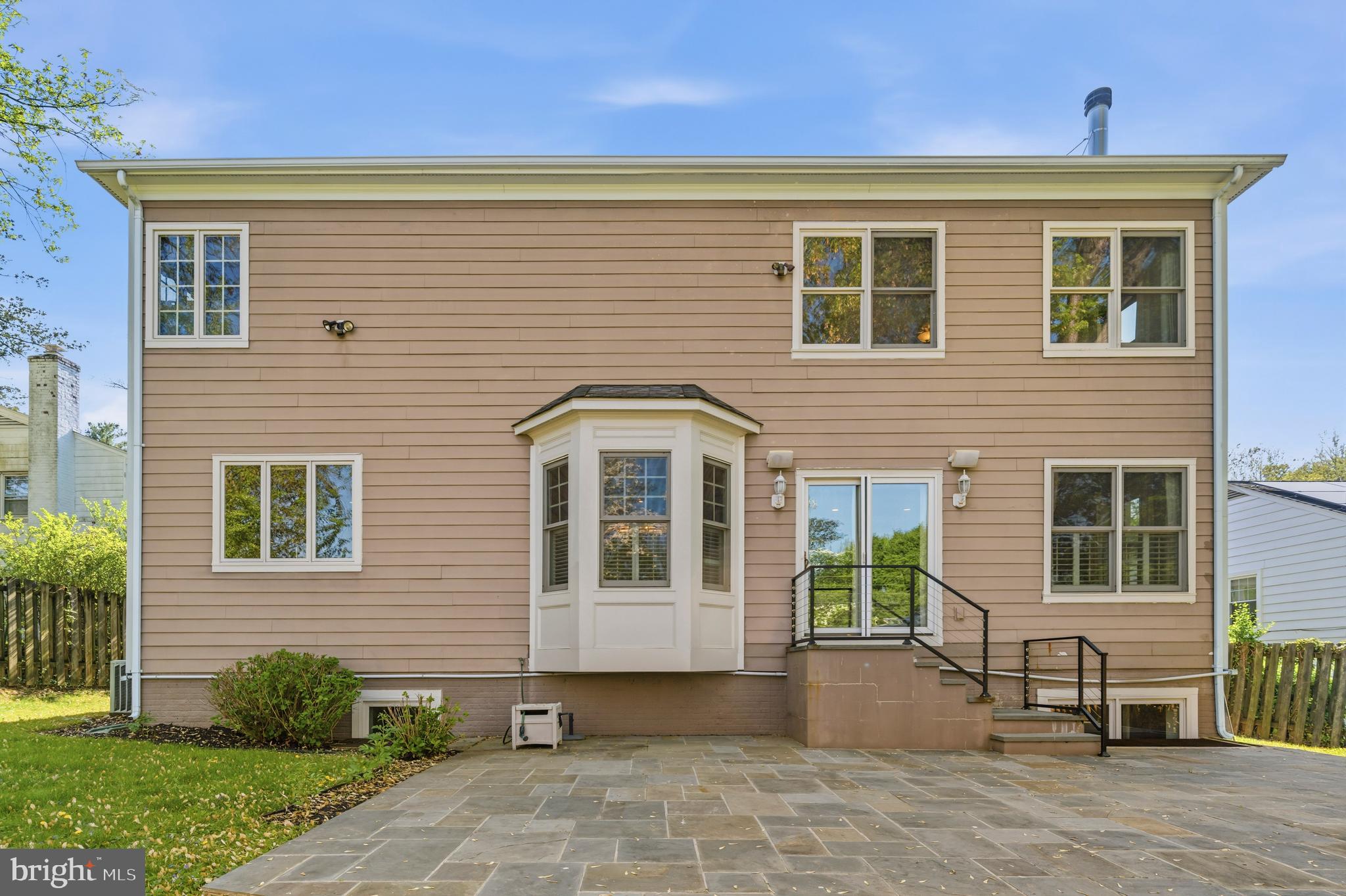 MAPLEWOOD MANOR - Residential