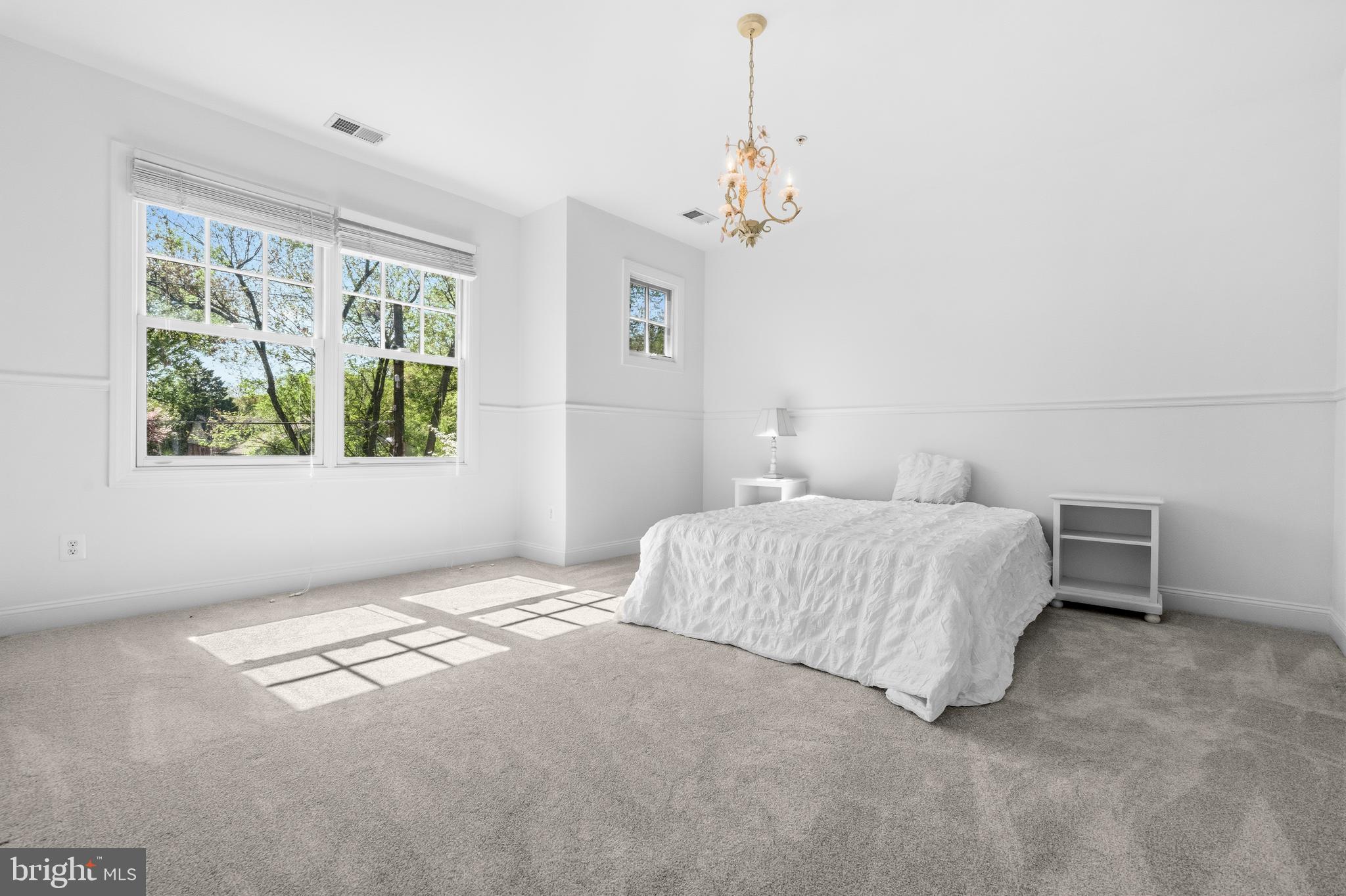 MAPLEWOOD MANOR - Residential