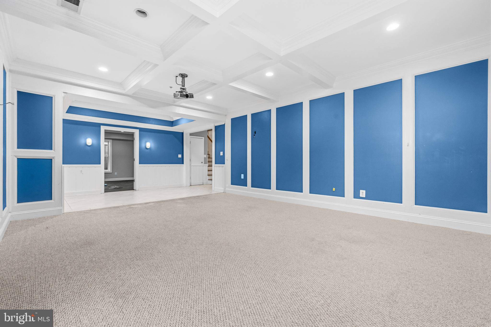 MAPLEWOOD MANOR - Residential