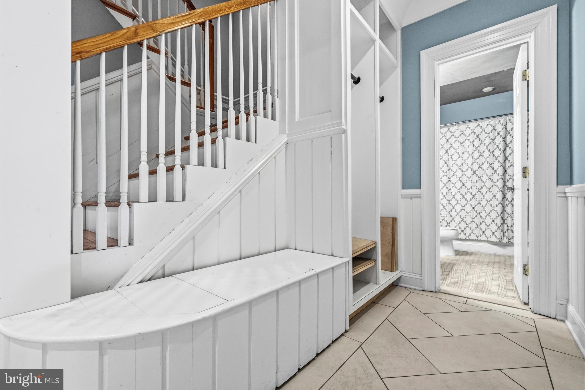 MAPLEWOOD MANOR - Residential