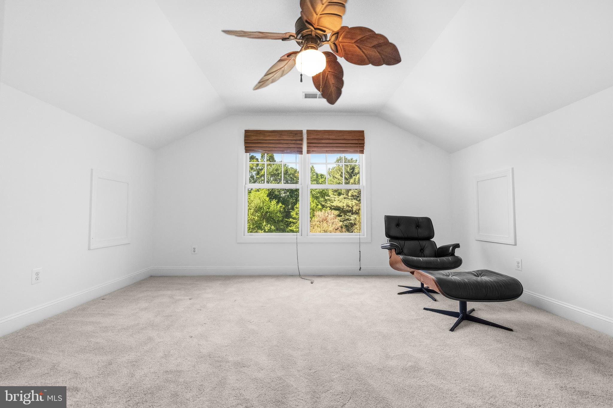 MAPLEWOOD MANOR - Residential