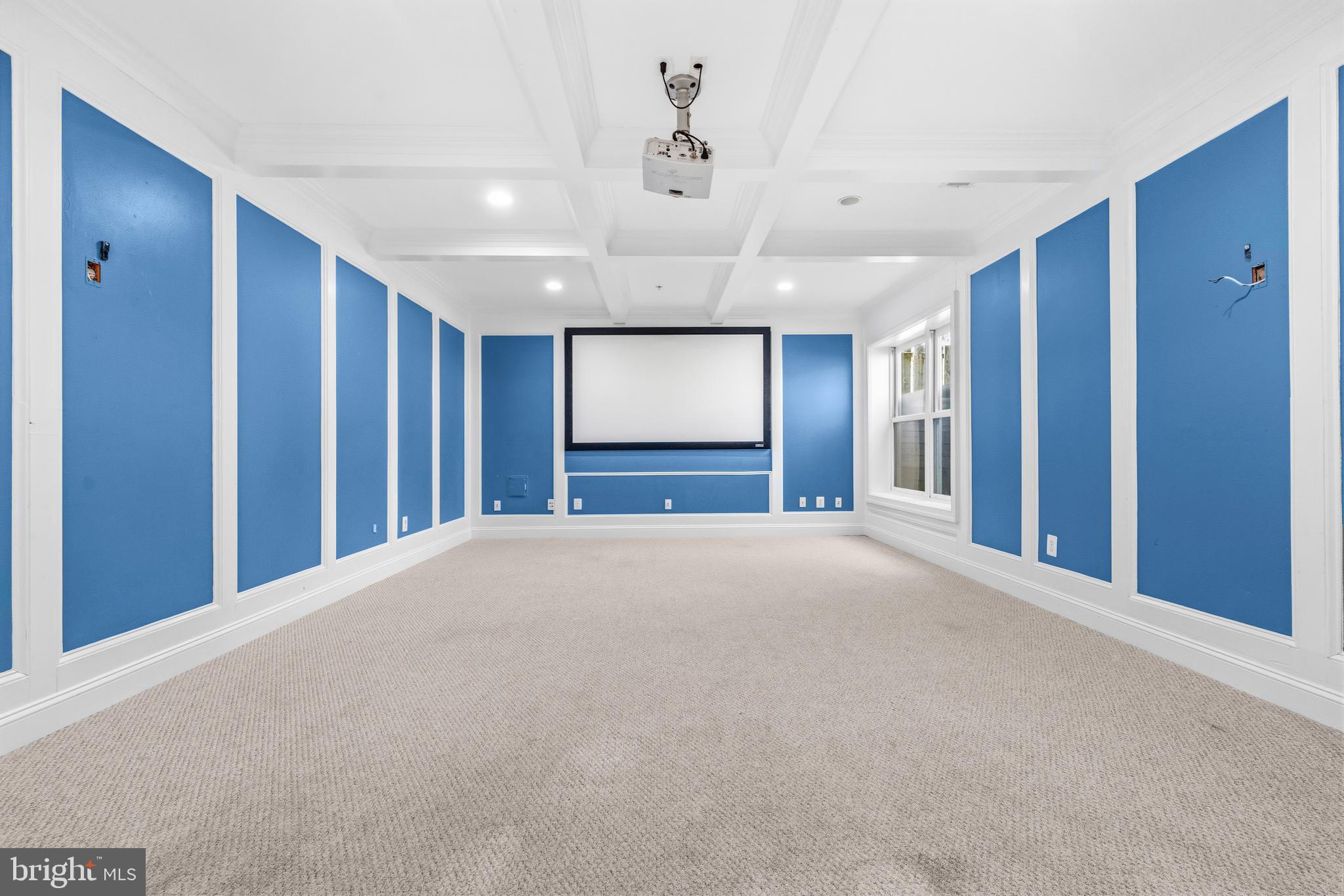 MAPLEWOOD MANOR - Residential