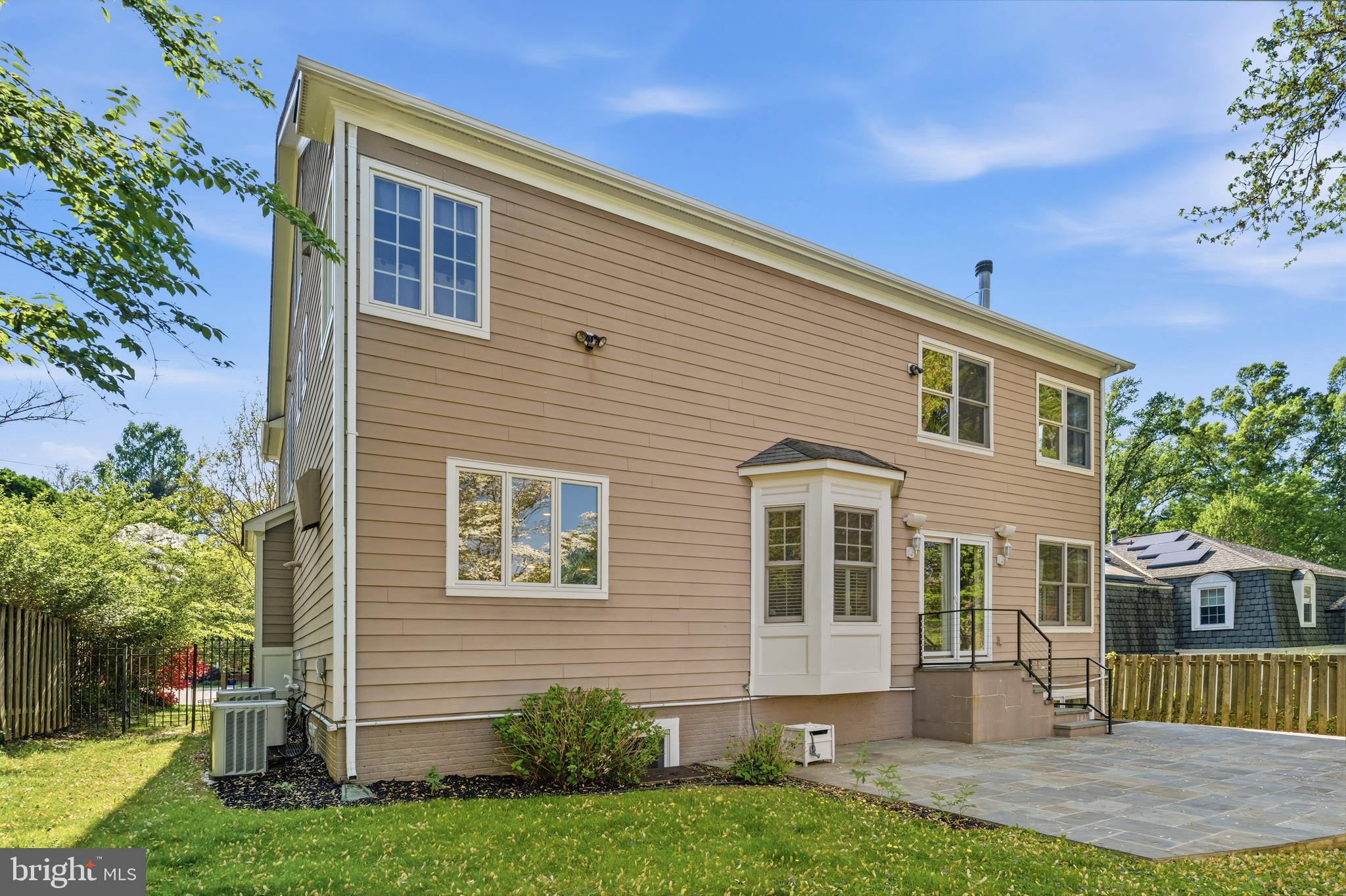 MAPLEWOOD MANOR - Residential