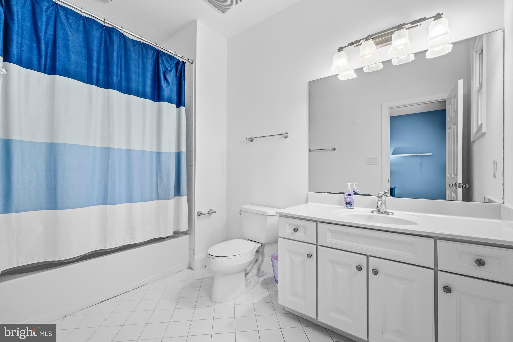 MAPLEWOOD MANOR - Residential